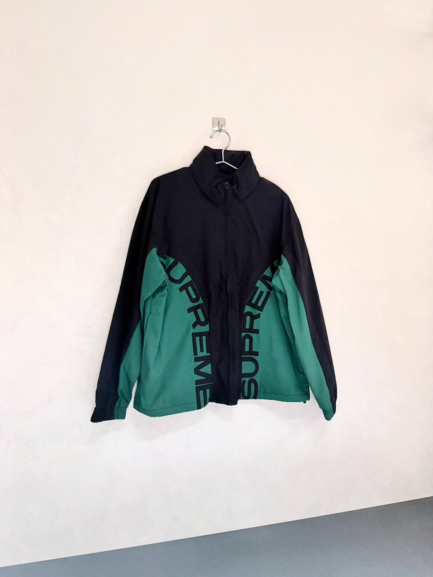 Supreme Supreme Black Green Colorblock Jacket Size US M / EU 48-50 / 2 - 1 Thumbnail