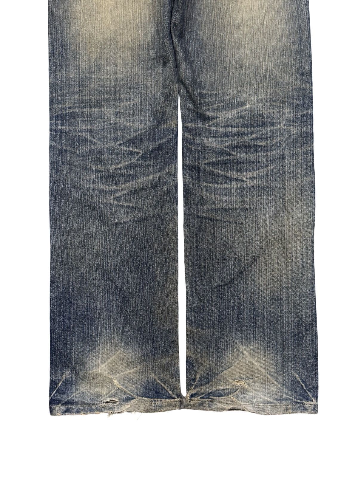 Hysteric Glamour Vintage Y2K Japanese Brand distressed jeans Crazy Fade | W31 Size US 31 - 7 Thumbnail