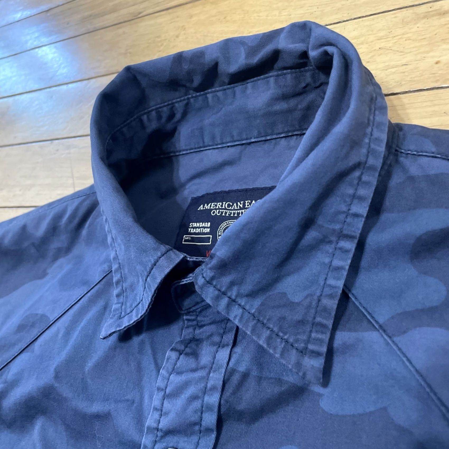 American Eagle Outfitters VINTAGE American Eagle Outfitters Blue Camo PearlSnap Shirt Men XS West Y2k Fit Button-Up Size US XS / EU 42 / 0 - 5 Thumbnail
