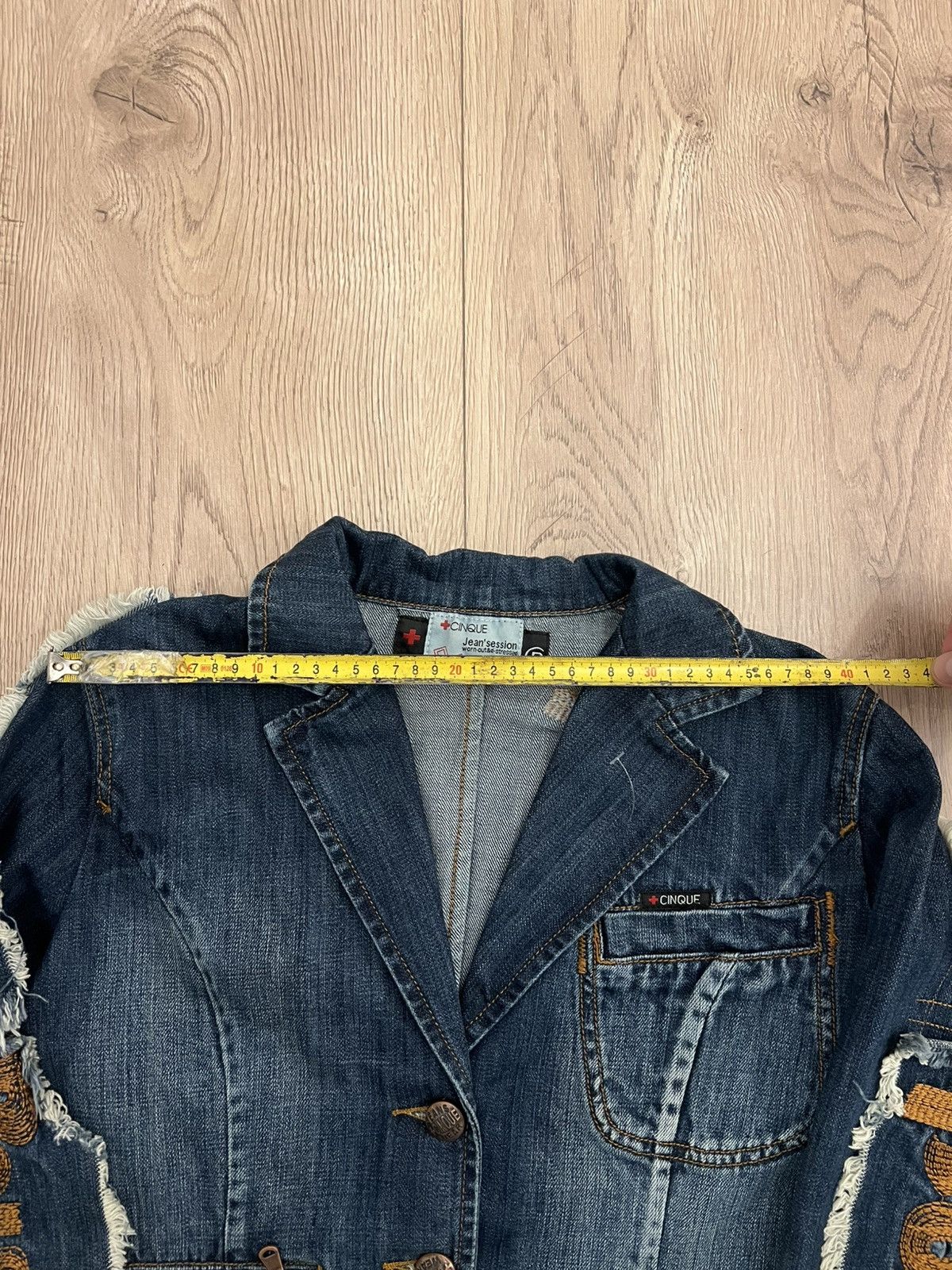 CINQUE Edgy Cinque Distressed Denim Jacket with Cobra Embroidery Size XS / US 0-2 / IT 36-38 - 8 Thumbnail