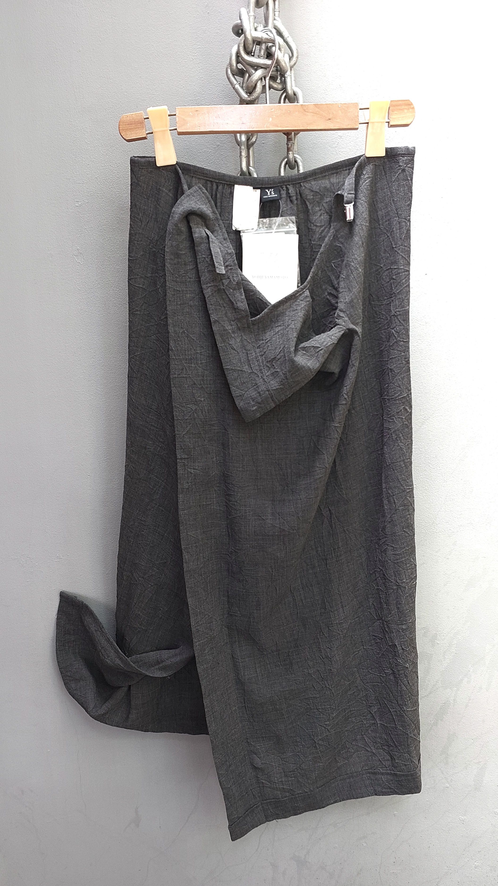 Y's × Yohji Yamamoto BNWT Y's x Yohji Yamamoto Tube Draped Skirt with Pin Size 28" / US 6 / IT 42 - 5 Thumbnail