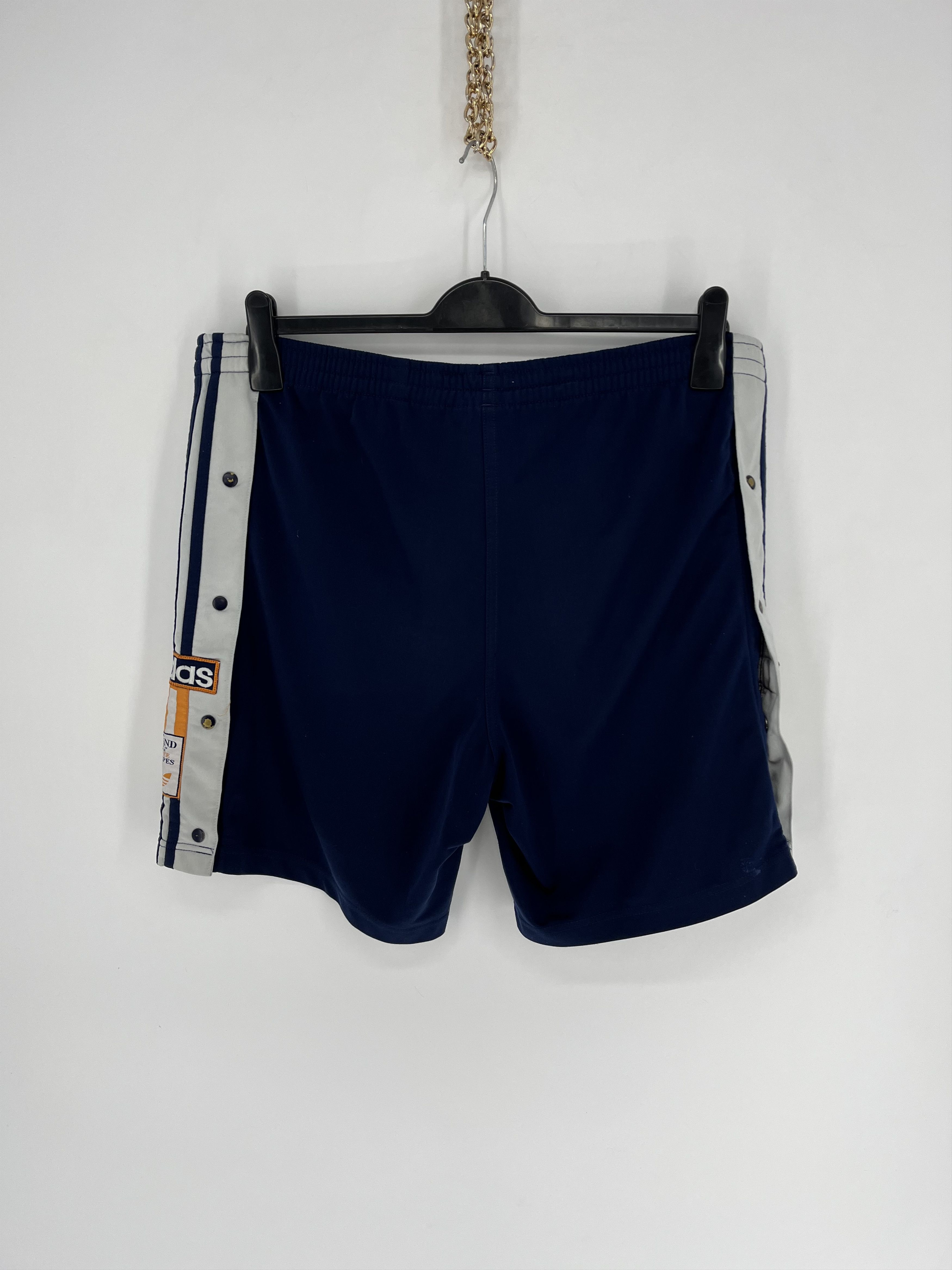 Other 90s Vintage Adidas Streetwear Mini Logo Shorts Travis Style Size US 36 / EU 52 - 11 Thumbnail