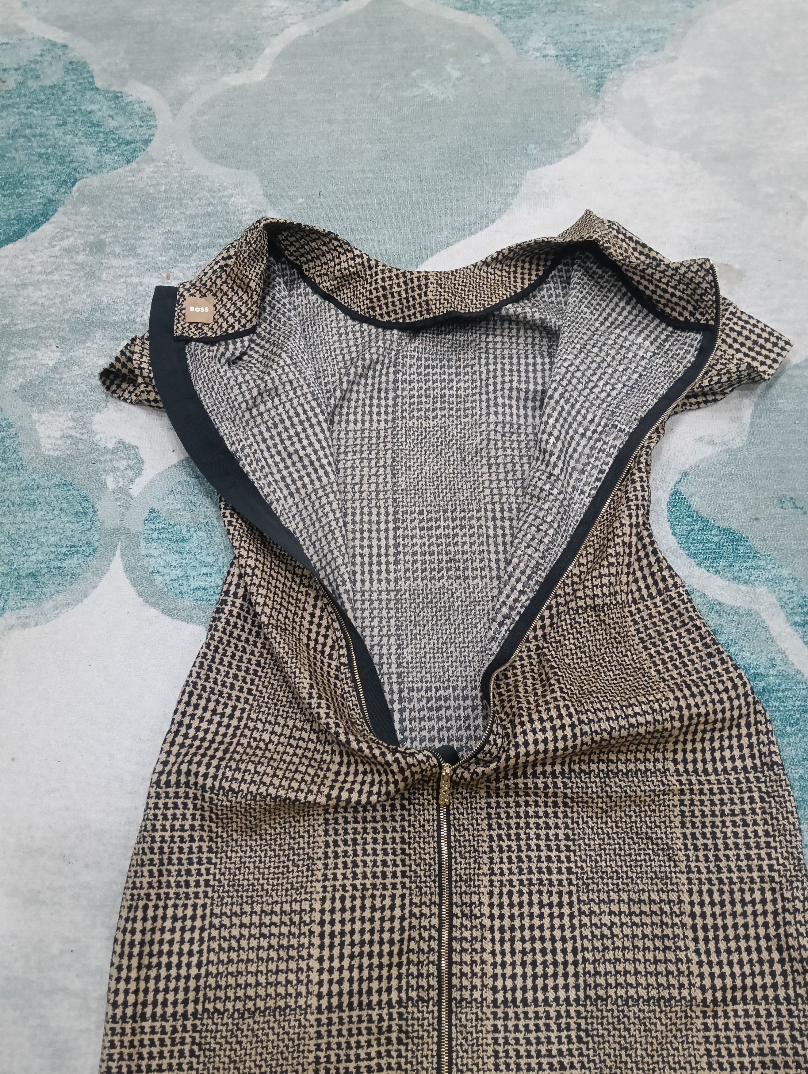 Hugo Boss Hugo Boss Like Dress Size M / US 6-8 / IT 42-44 - 4 Thumbnail