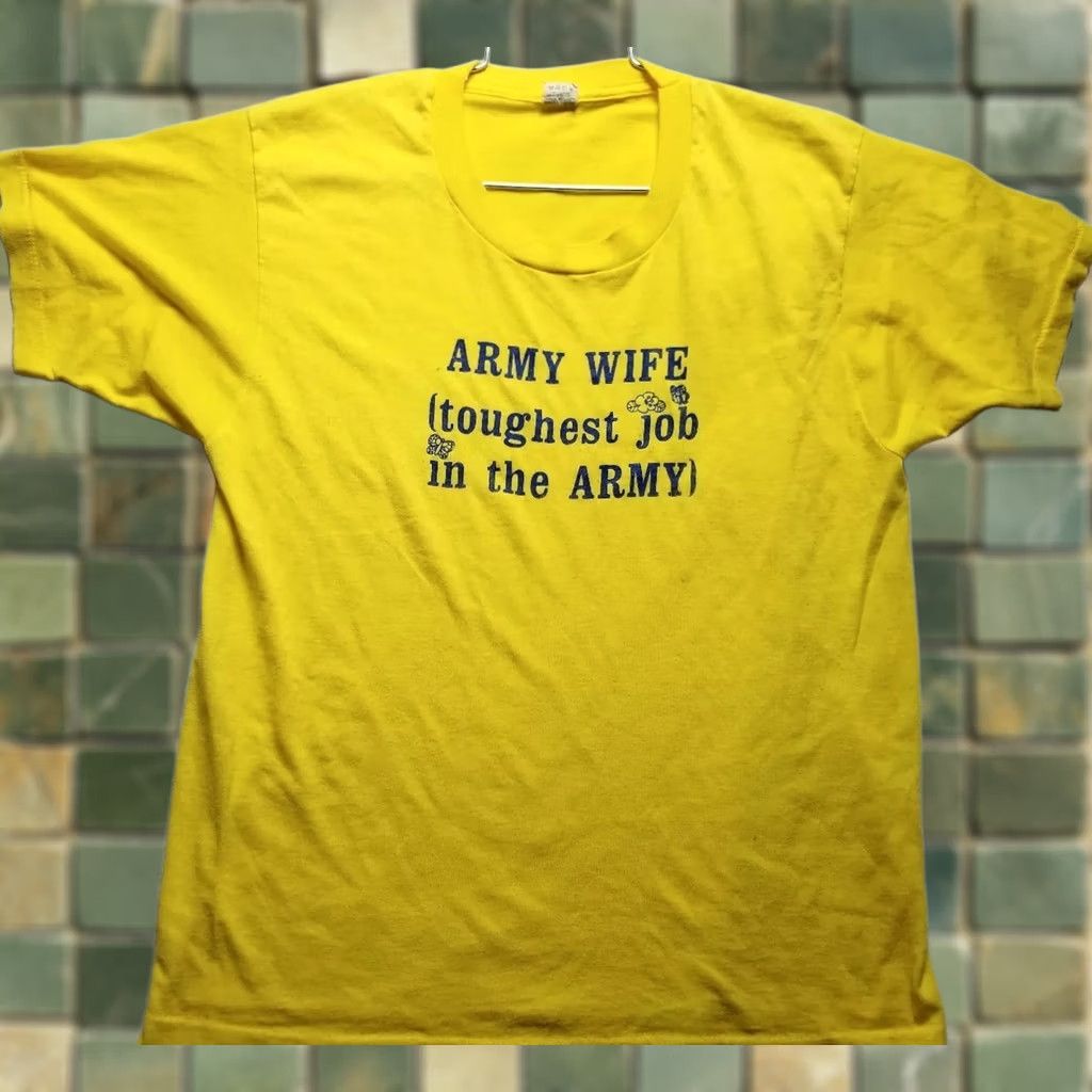 Vintage VINTAGE Screen Stars Shirt Unisex L Black ARMED FORCES LARGE 1980s Graphic Tee Military Army Wife USA Size US L / EU 52-54 / 3 - 1 Thumbnail