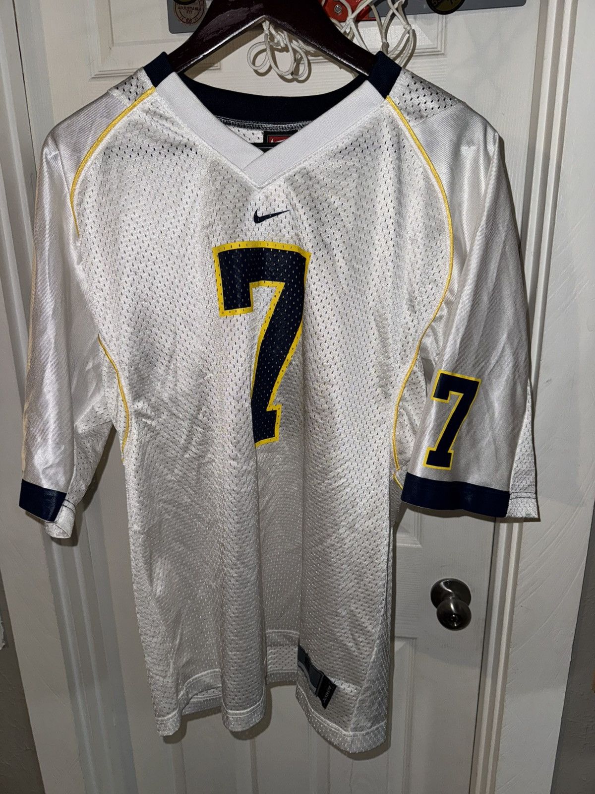 Nike × Vintage Vintage Michigan Wolverine’s Chad Henne #7 Nike Jersey Size US S / EU 44-46 / 1 - 1 Thumbnail