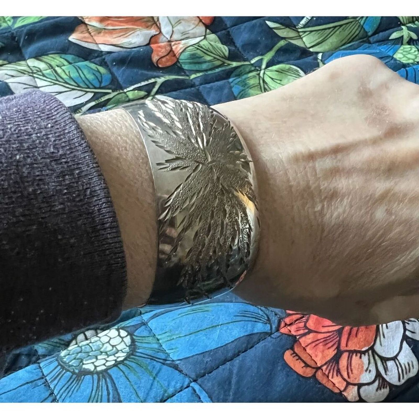 Other Cuff Etched Wide Silver Tone Adjustable Bracelet Size ONE SIZE - 4 Thumbnail