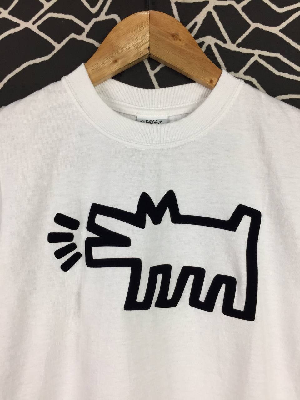 Keith Haring Vtg Keith Haring Pop Shop Barking Dog Made In Usa Tee Size US XXS / EU 40 - 3 Thumbnail