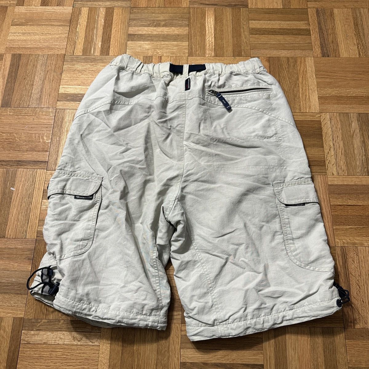 Abercrombie & Fitch Vintage Abercrombie & Fitch cargo shorts Size US 32 / EU 48 - 2 Thumbnail