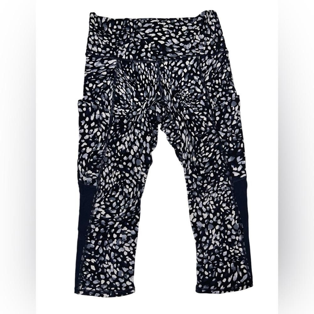 Designer Athleta l Spotty Up For Anything Crop Leggings XS Size 26" / US 2 / IT 38 - 3 Thumbnail