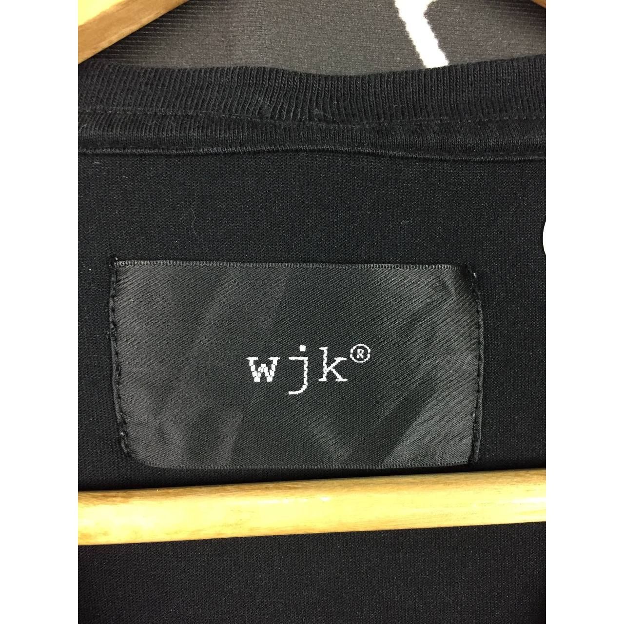 Japanese Brand × wjk WJK Japanese Brand Plain Casual V-Neck Tee Size US S / EU 44-46 / 1 - 9 Thumbnail