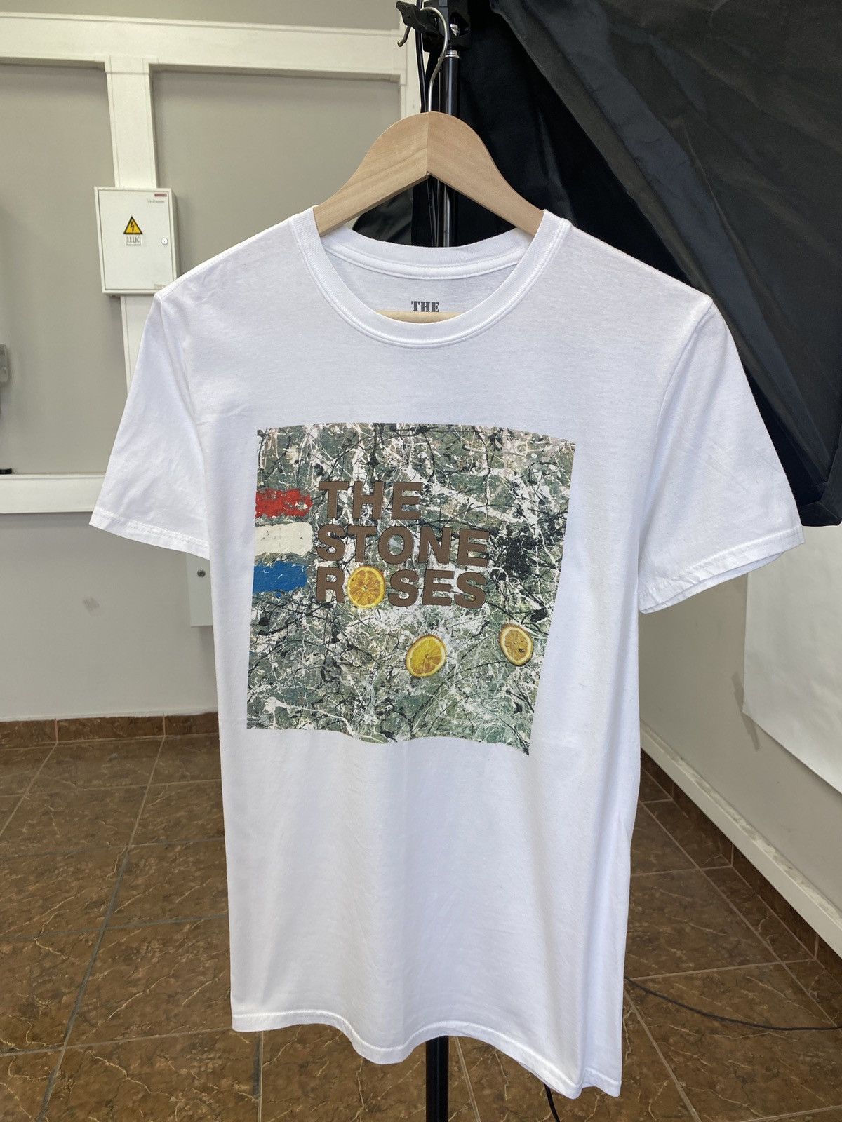 Band Tees × Vintage 🇬🇧 Vintage Y2K The Stone Roses Fools Gold T-Shirt Rare Retro Size US M / EU 48-50 / 2 - 1 Thumbnail