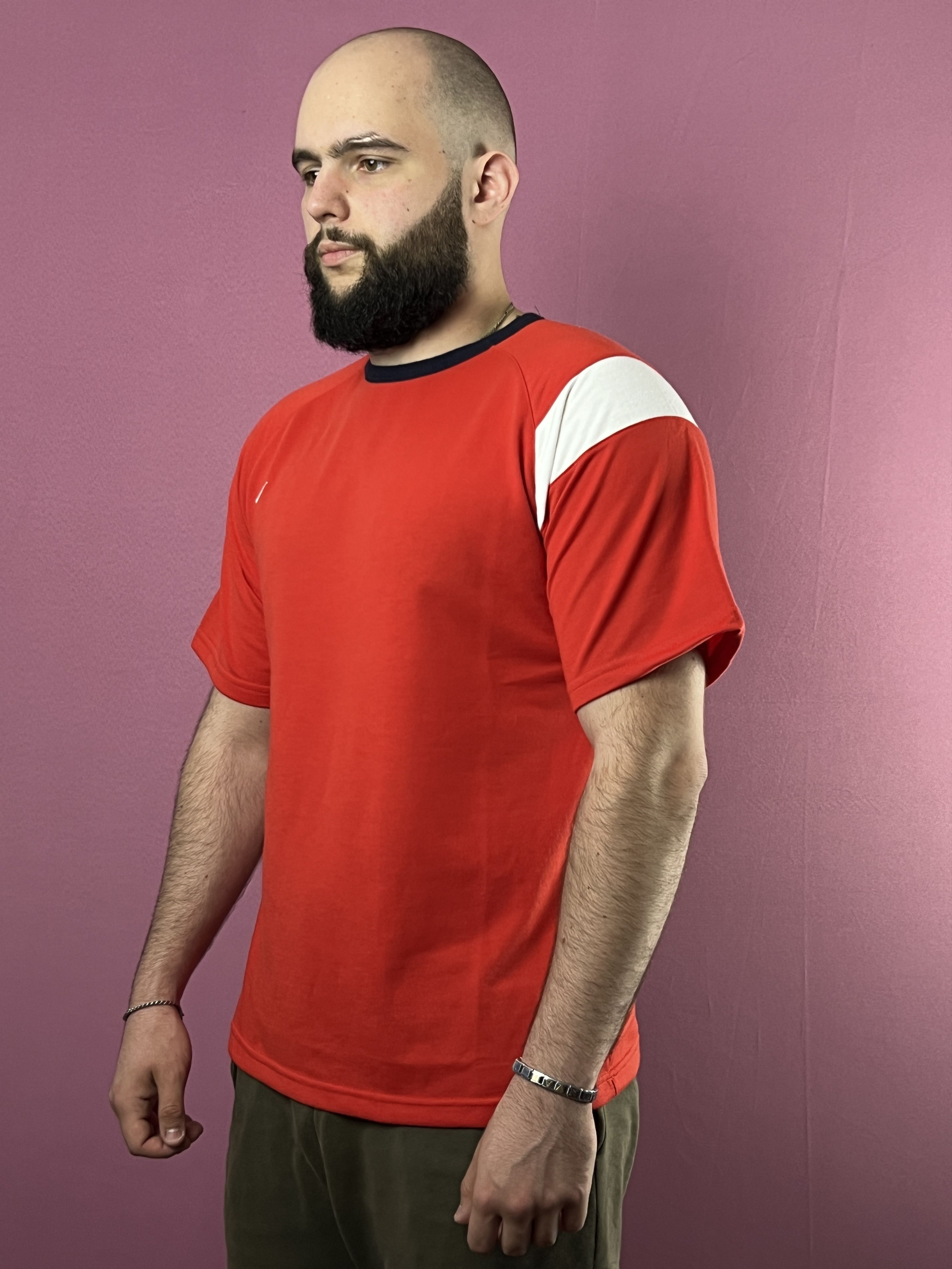 Nike × Vintage 90s Nike Vintage Men's T-Shirt - L Size US L / EU 52-54 / 3 - 2 Thumbnail