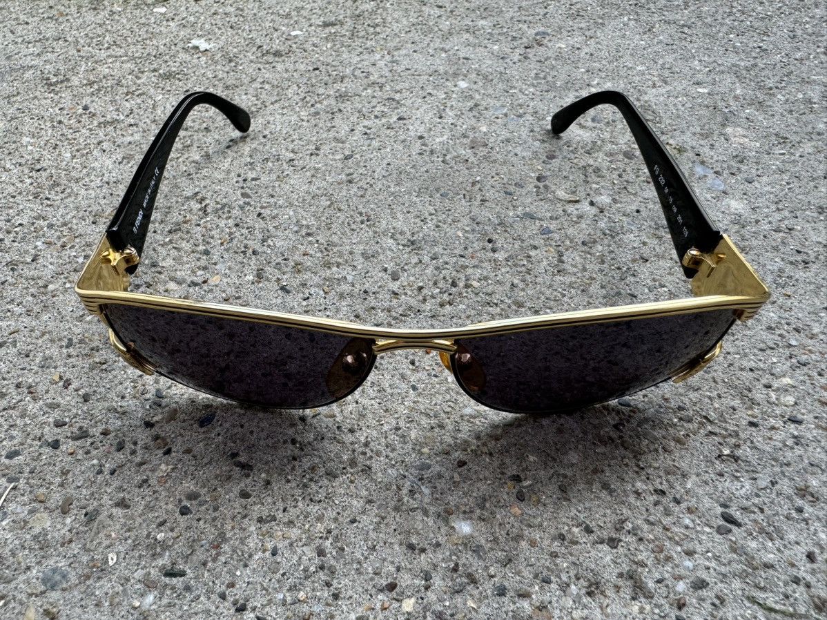 Fendi Vintage Fendi (FS 232 201) Sunglasses original case. (Rare) Size ONE SIZE - 3 Thumbnail
