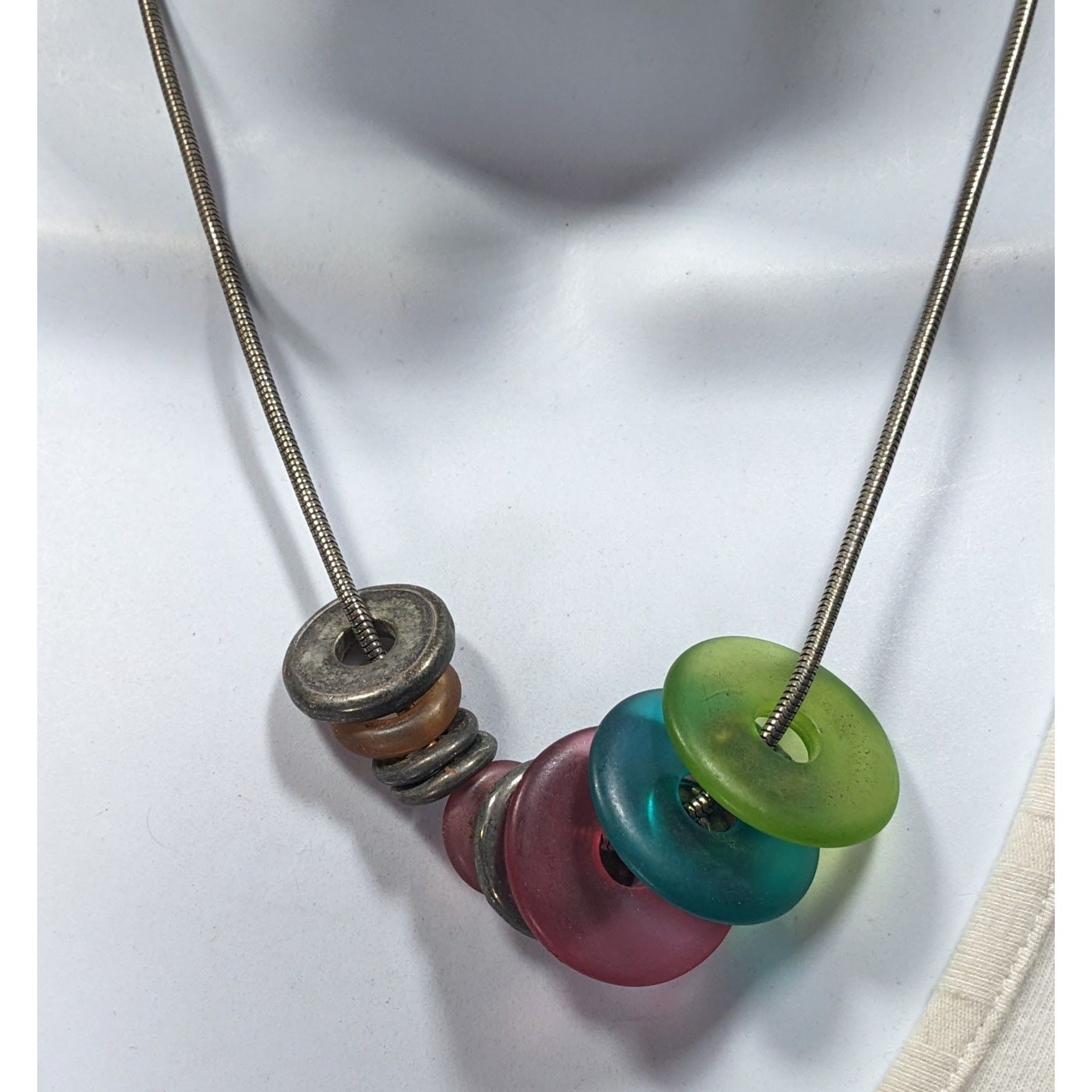 Other Rainbow And Silver Tone Slide Disc Charm Necklace Size ONE SIZE - 2 Thumbnail