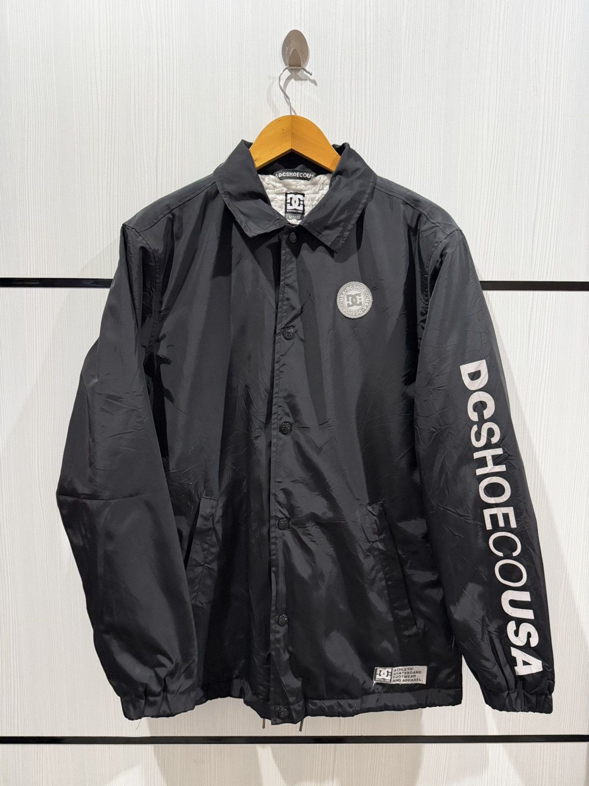 Tribal Streetwear Dc Shoe Usa Big Logo Glow In Dark Jacket Size US M / EU 48-50 / 2 - 2 Thumbnail