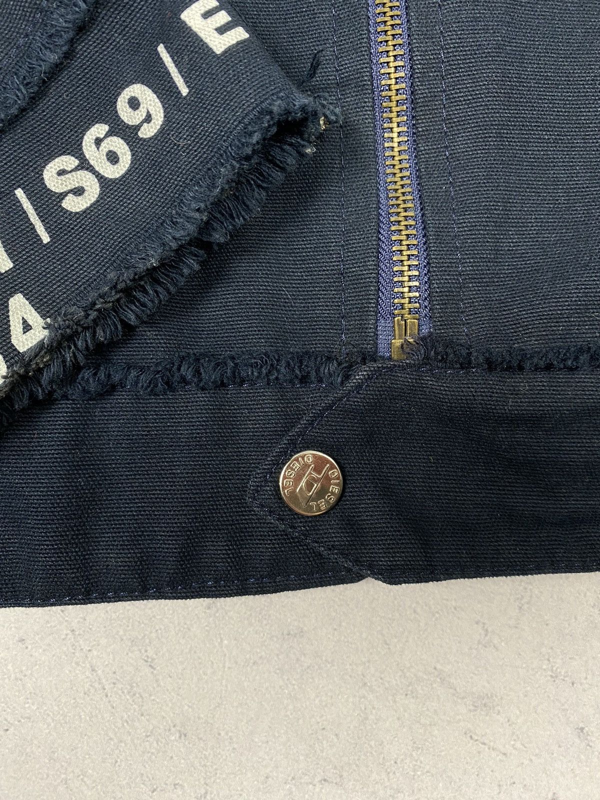 Designer × Diesel × Vintage Vintage 00s Diesel Avant Garde Denim Jacket Size US M / EU 48-50 / 2 - 11 Thumbnail
