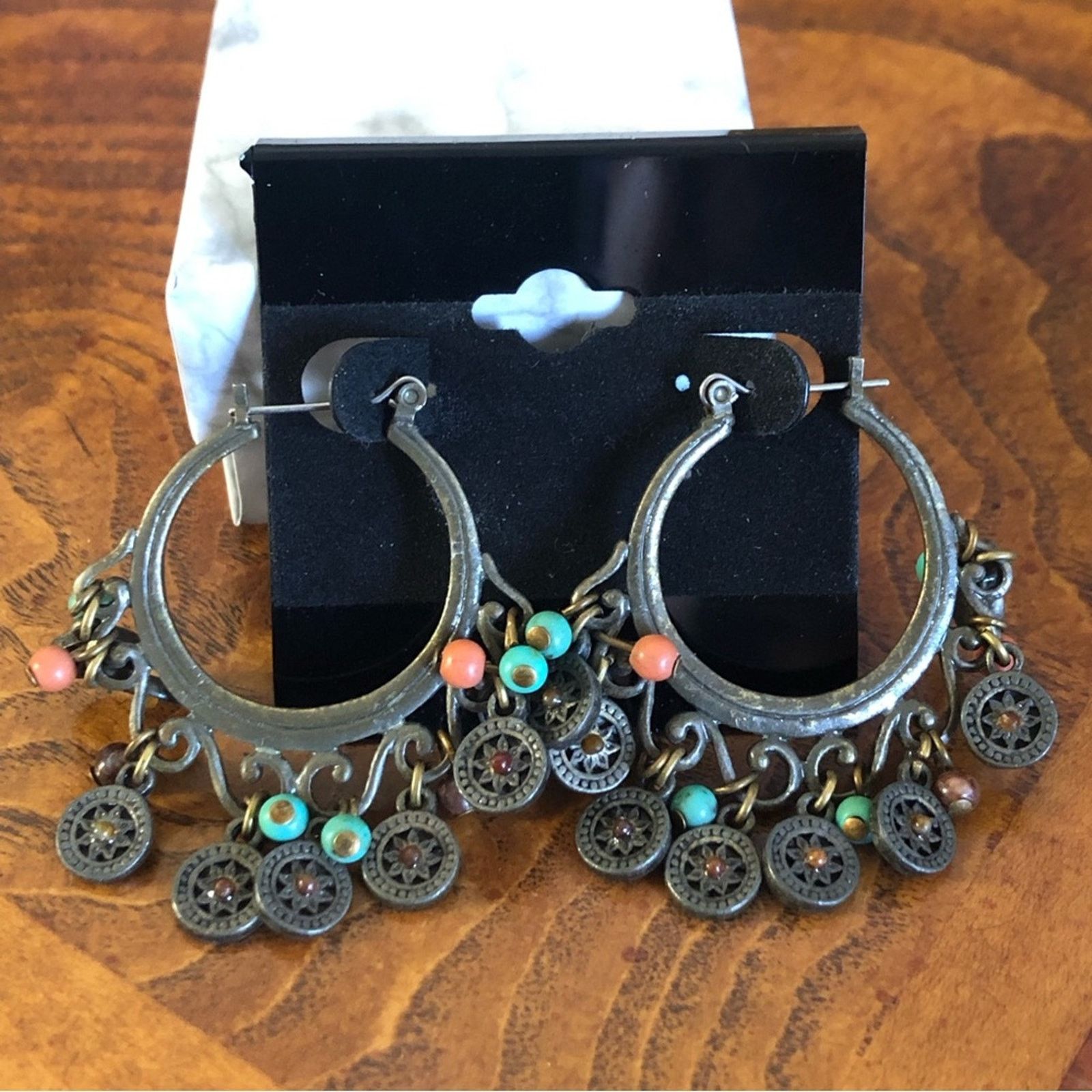 Vintage Vintage beaded brass hoop earrings Size ONE SIZE - 1 Thumbnail