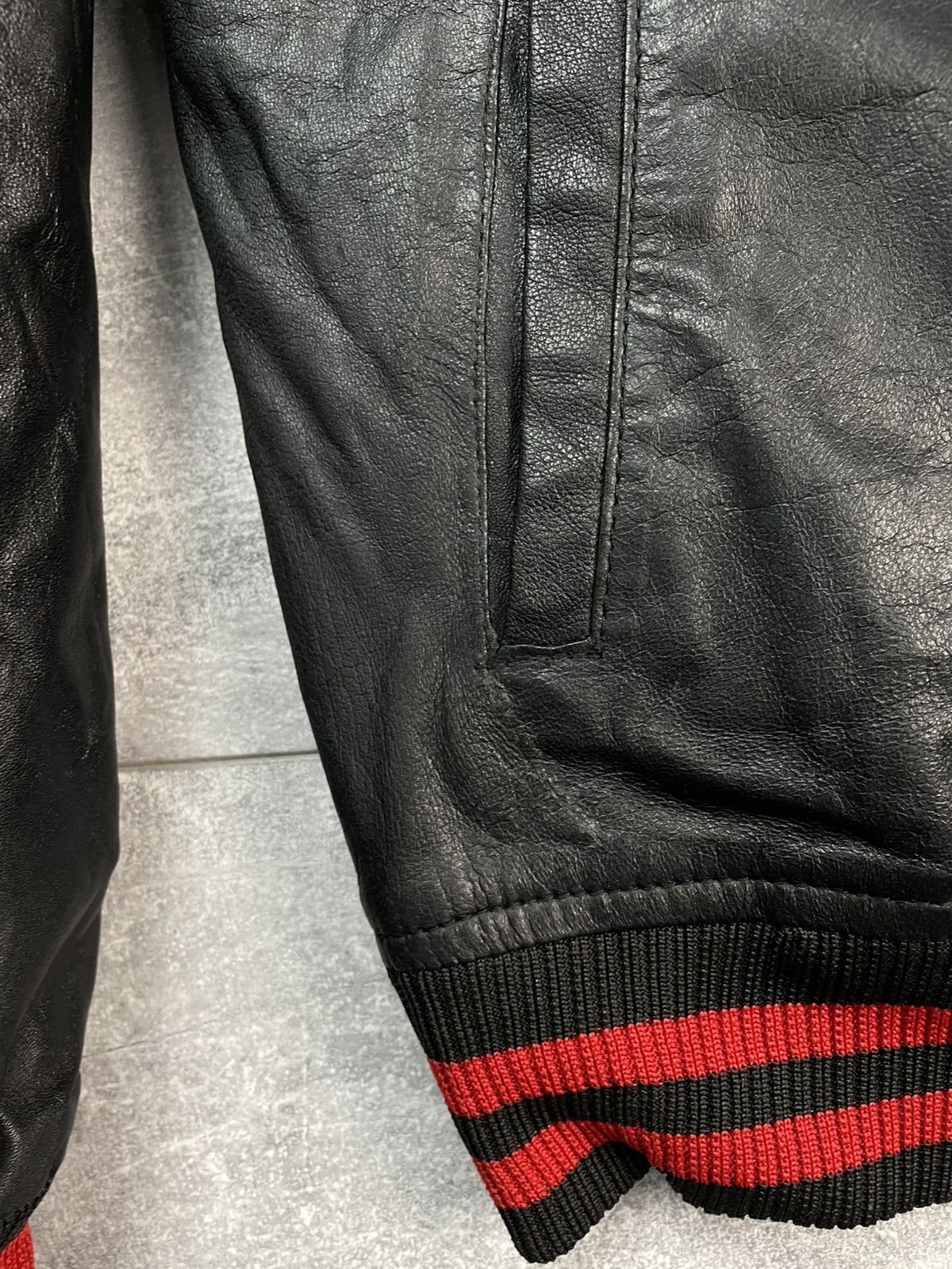 NBA × Vintage Chicago Bulls Vintage Leather Bomber Jacket Size US L / EU 52-54 / 3 - 7 Thumbnail