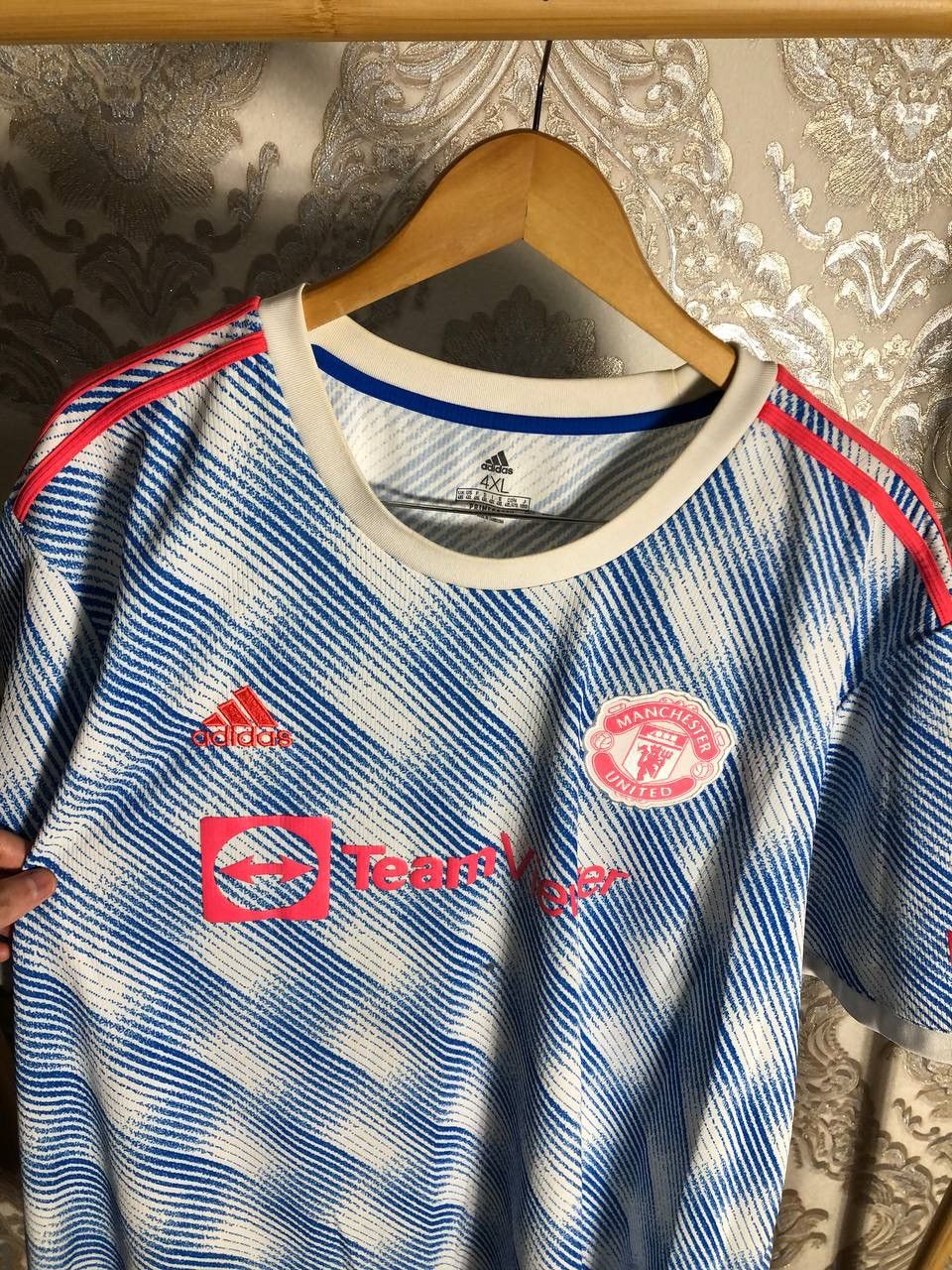 Adidas VINTAGE ADIDAS FC MANCHESTER UNITED ENGLAND SOCCER JERSEY Size US XXL / EU 58 / 5 - 2 Thumbnail