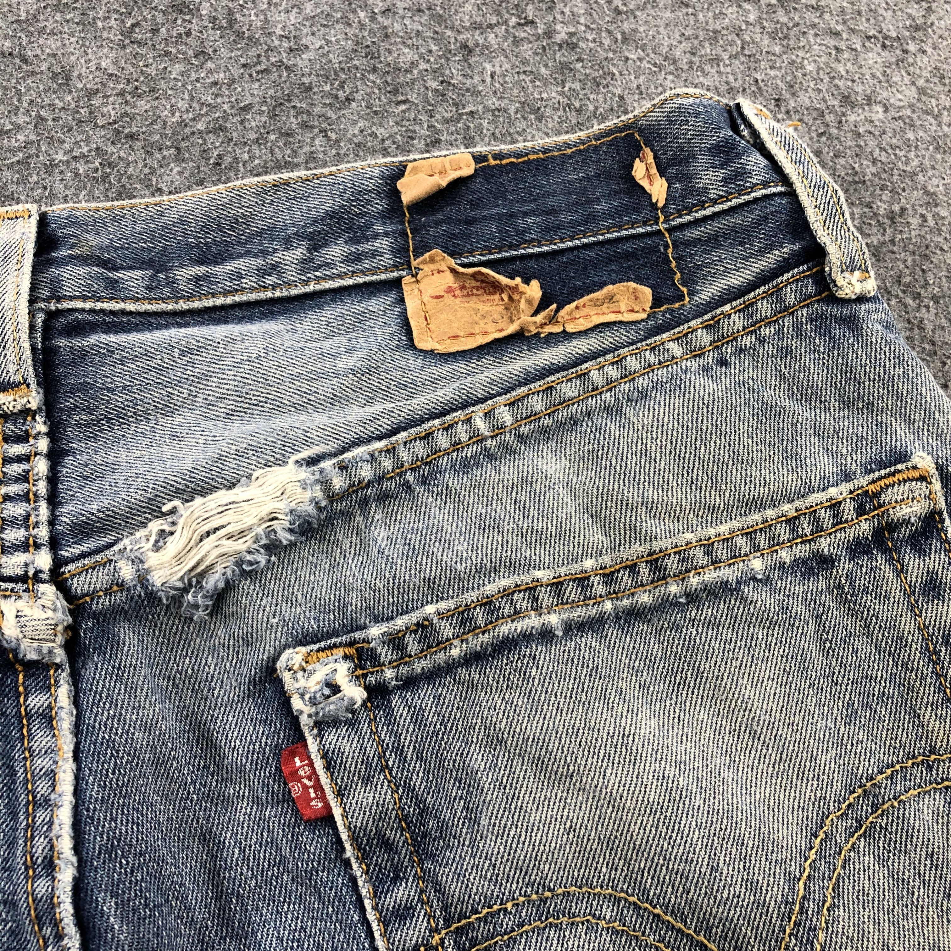 Levi's Vintage 90s Blue Wash Levis 501 Jeans-JM2090 Size 35" - 5 Thumbnail