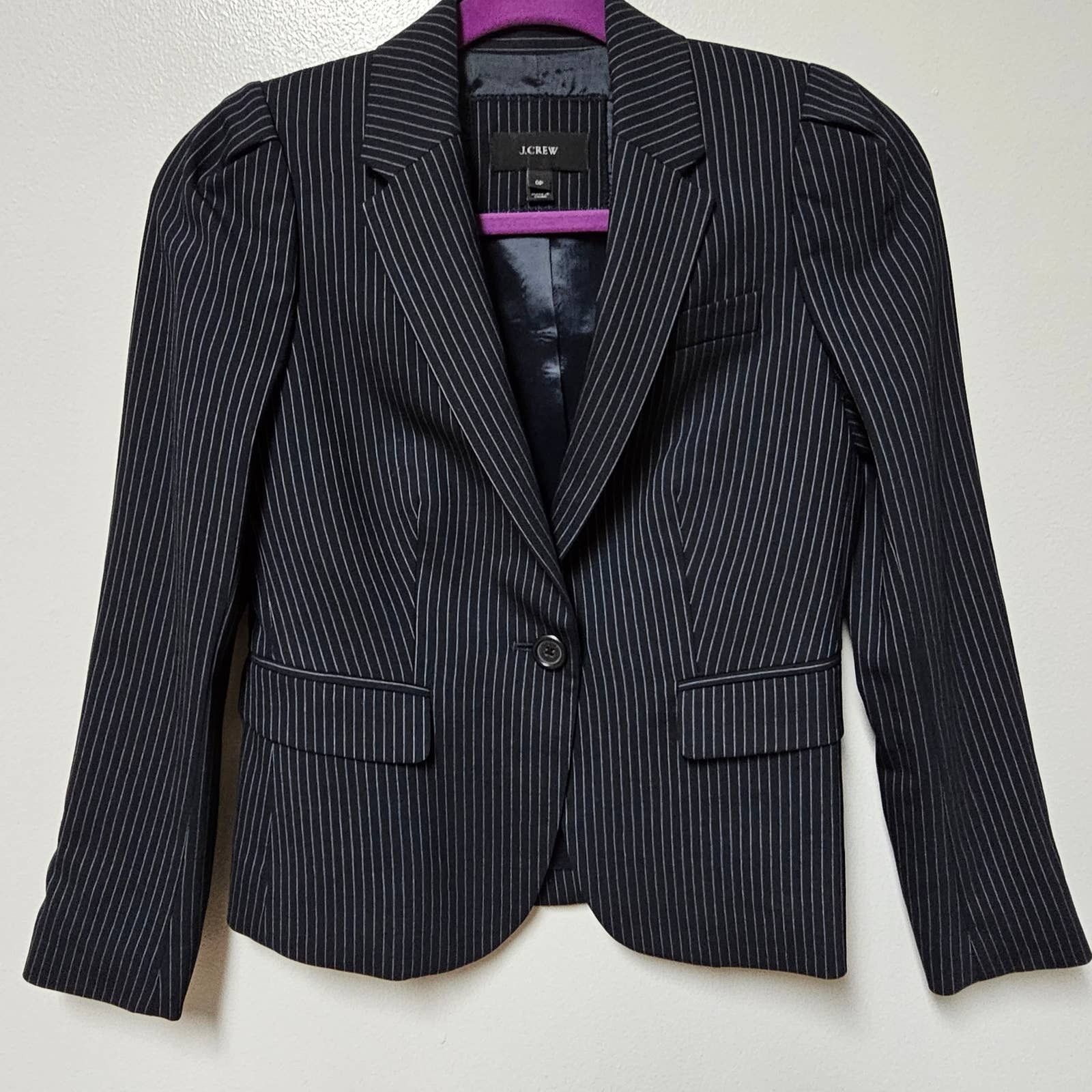 J.Crew JCrew Puff Sleeve Pin Stripe Short Wool Lined Blazer Size 0P Size XS / US 0-2 / IT 36-38 - 1 Thumbnail