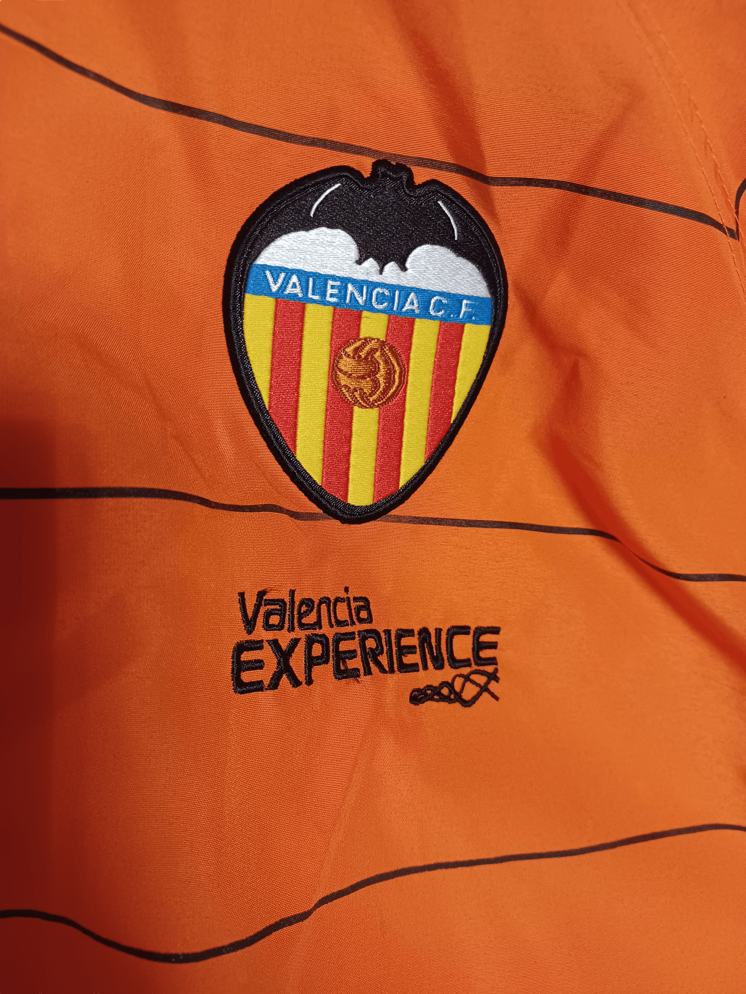 Nike VALENCIA 2008 VINTAGE TEAM NYLON TRACK JACKET FOOTBALL Size US XXL / EU 58 / 5 - 3 Thumbnail