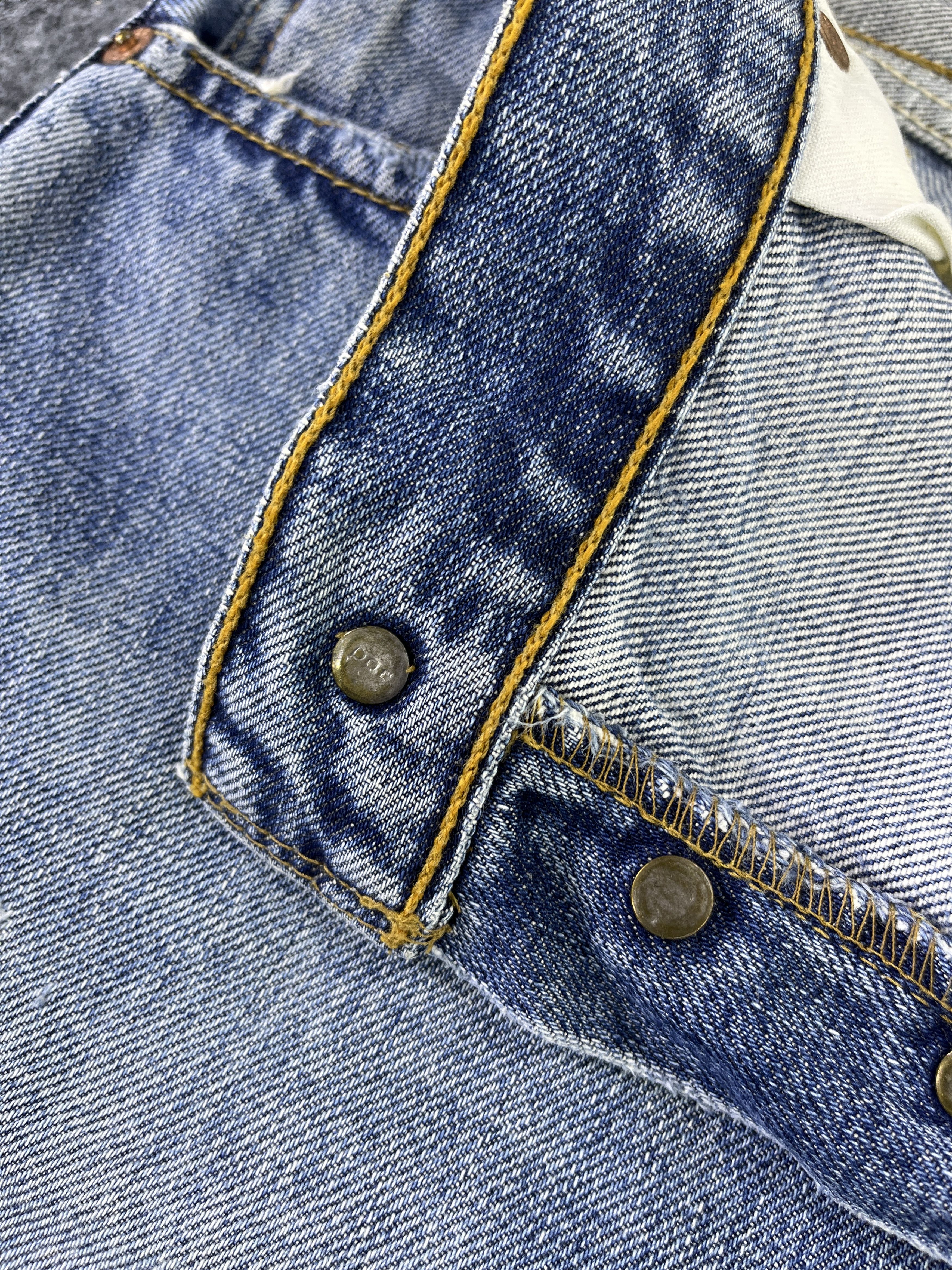 Levi's Vintage Levis 513 Button Fly Jeans - J912 Size US 34 / EU 50 - 9 Thumbnail