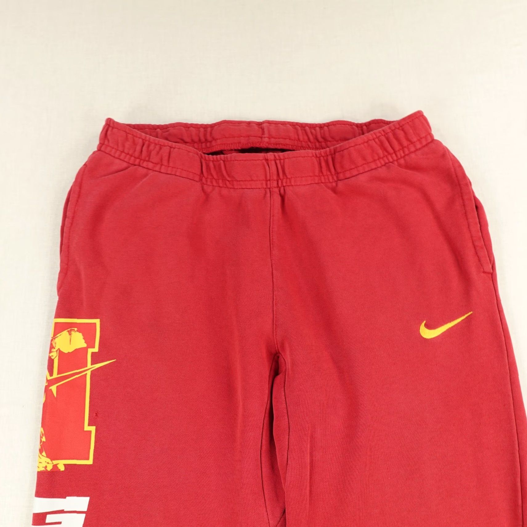 Nike Nike Pants Mens M Red Club Fleece Joggers Sweatpants Elephant Logo Gym Size US 31 - 2 Thumbnail