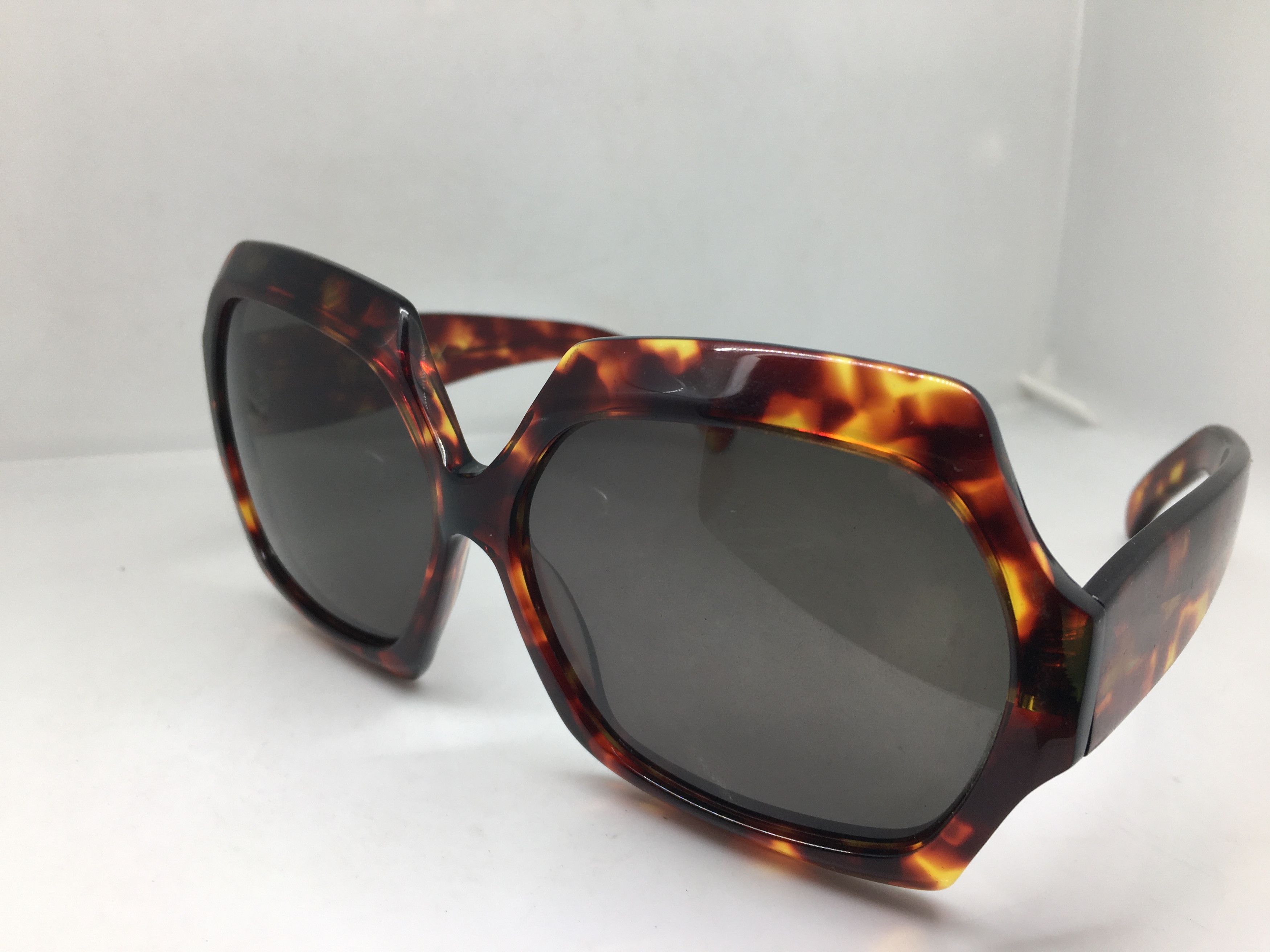 Wildfox Vintage Wildfox Riviera Oversize Chunky Woman Sunglasses Size ONE SIZE - 3 Thumbnail
