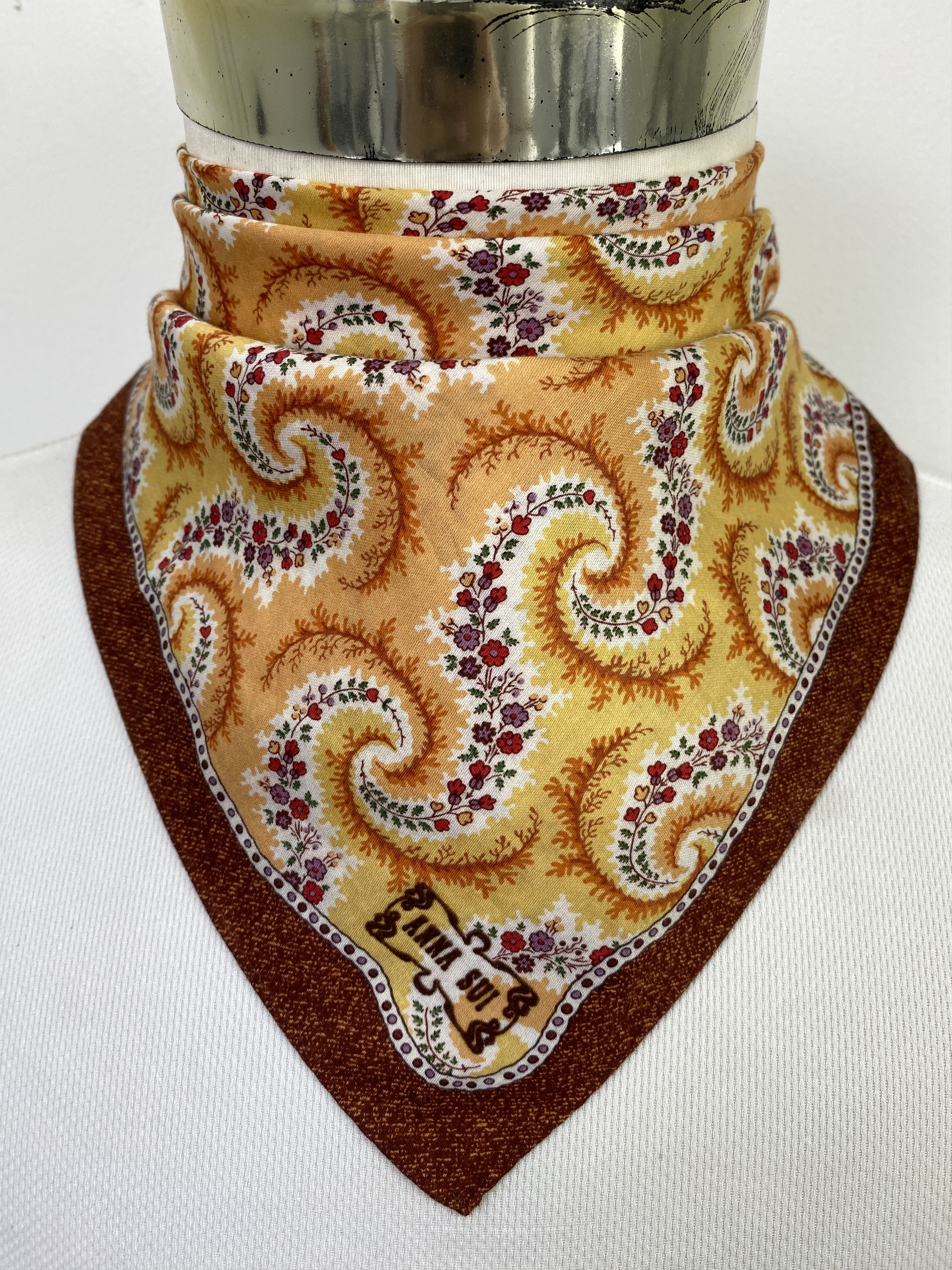 Vintage Vintage Anna Sui Handkerchief / Neckerchief KT0186 Size ONE SIZE - 1 Thumbnail