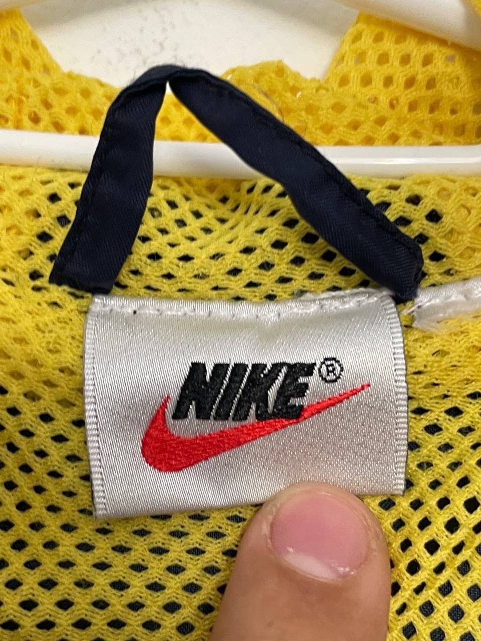 Nike × Vintage Nike Vintage 90’s Neylon Light Jacket Center Swoosh Y2K Size US L / EU 52-54 / 3 - 8 Thumbnail