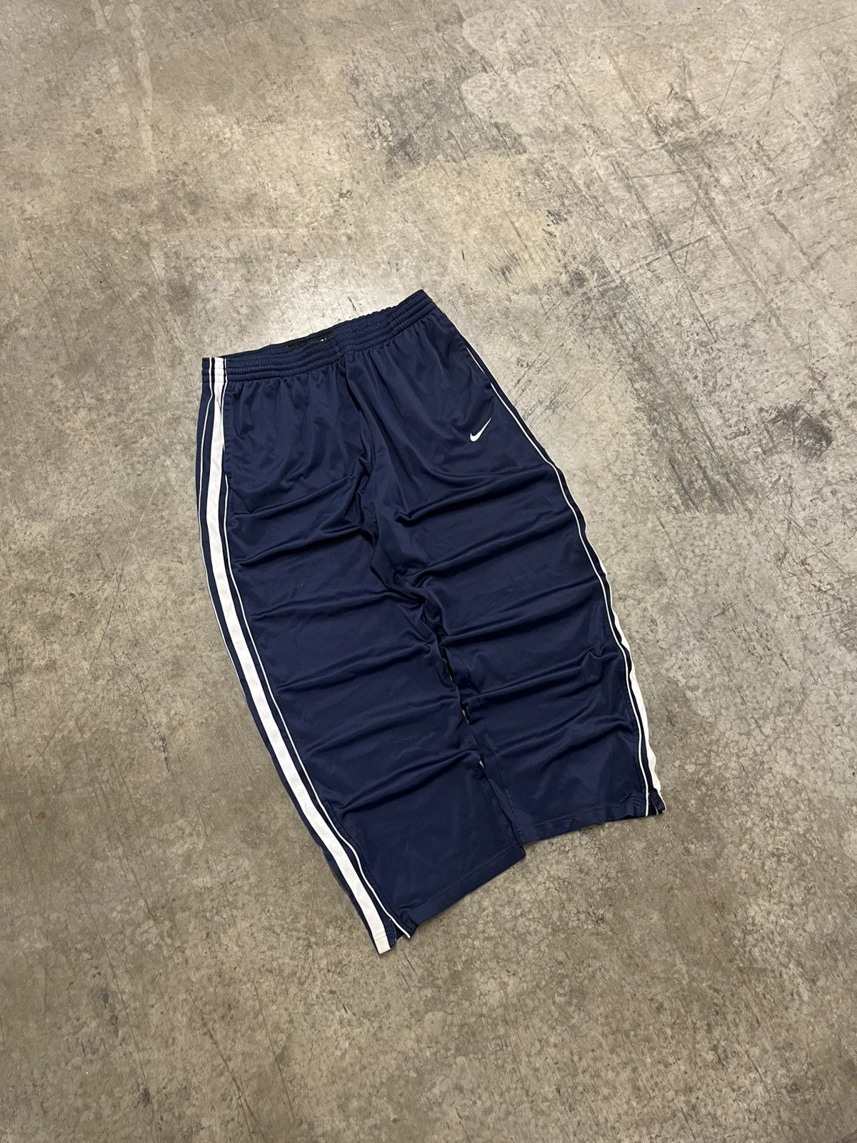 Nike × Vintage Nike track pants y2k baggy fit streetwear hype rare wide leg Size US 34 / EU 50 - 3 Thumbnail