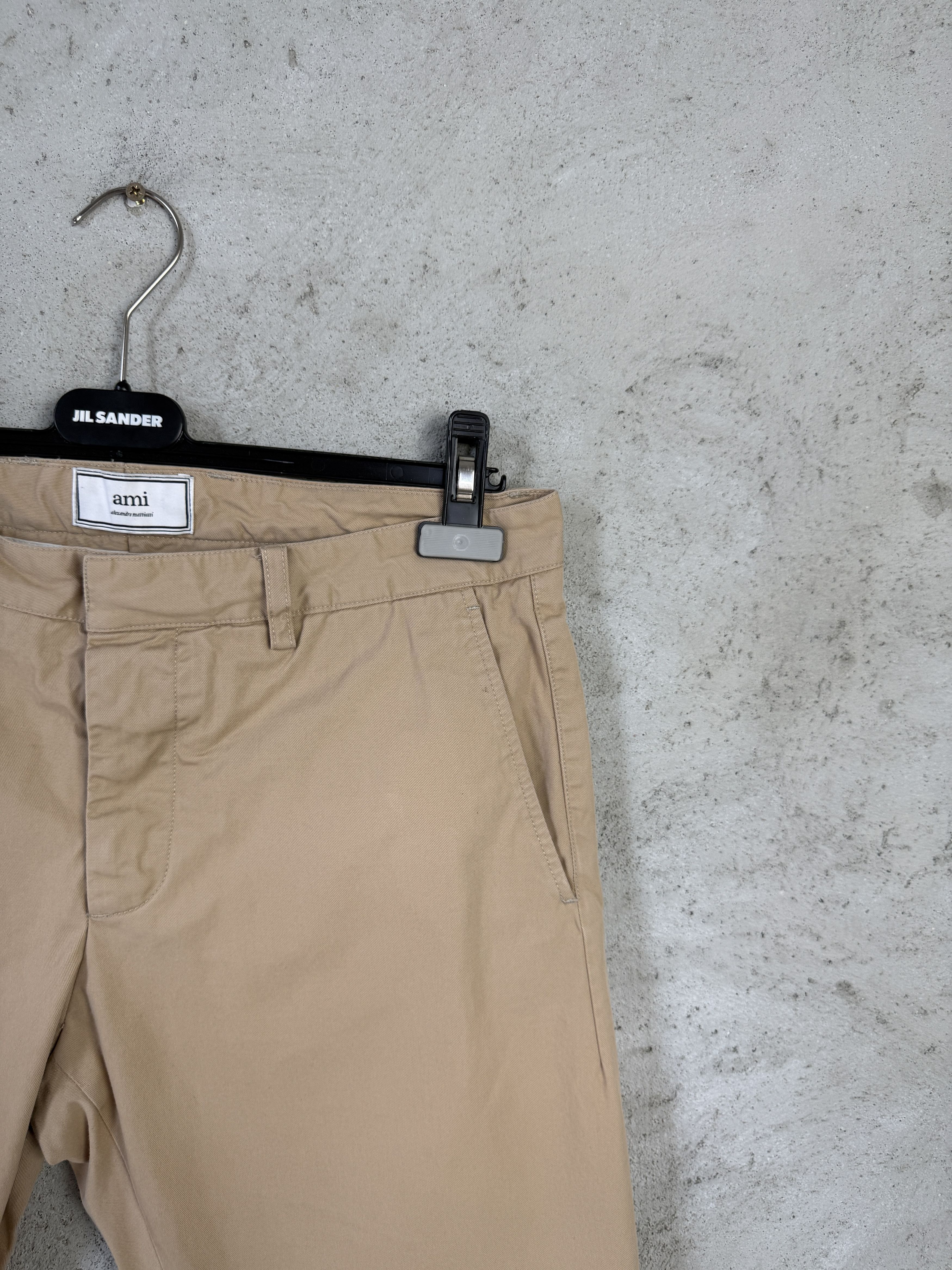 AMI AMI casual beige pants small logo chino Size US 33 - 2 Thumbnail