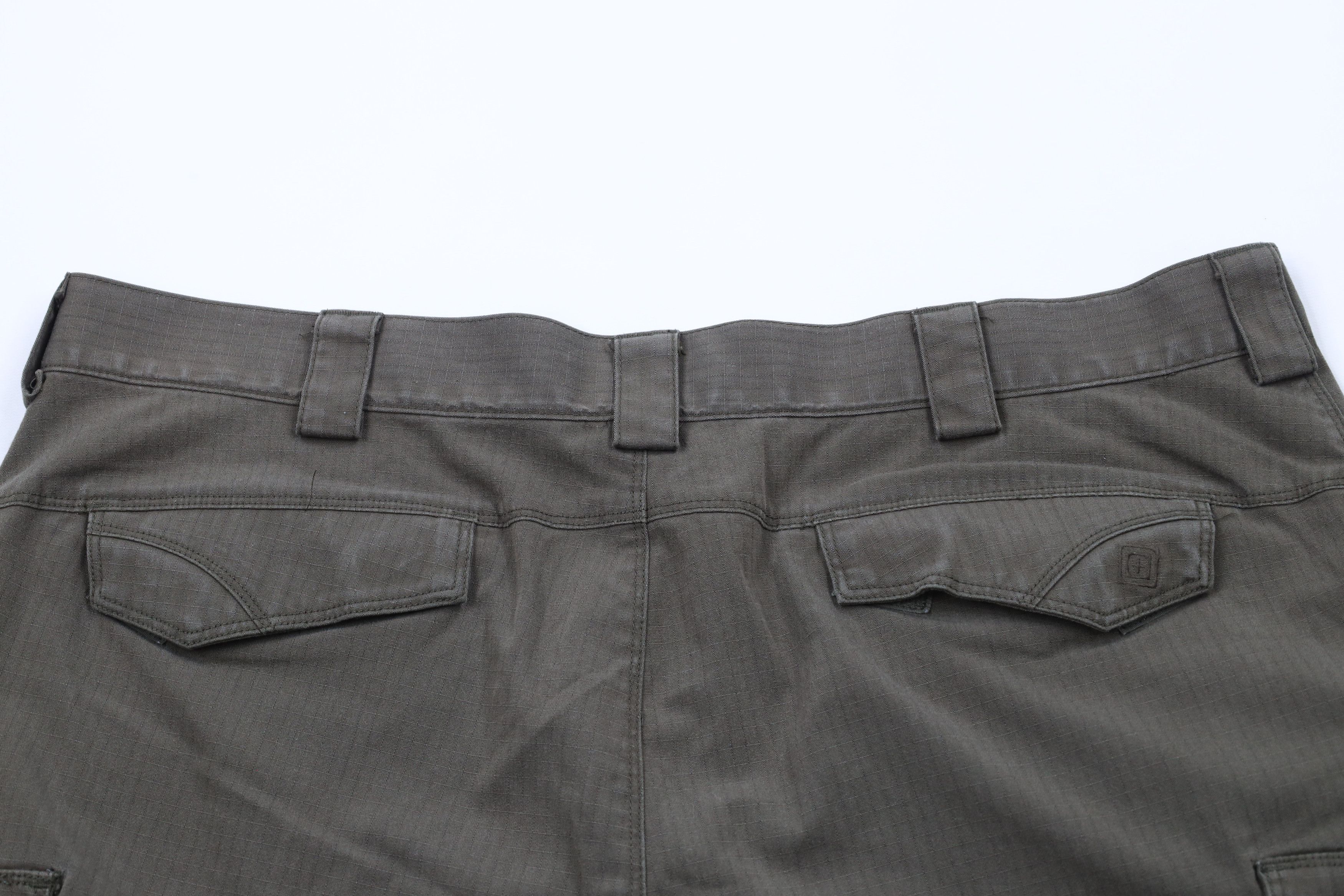 Vintage 5.11 Tactical Series Uniform Stryke Cargo Shorts Green Size US 38 / EU 54 - 9 Thumbnail