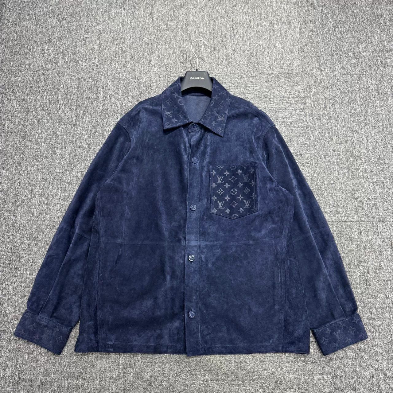 Louis Vuitton louis vuitton suede jacket with monogram design Size US L / EU 52-54 / 3 - 1 Thumbnail