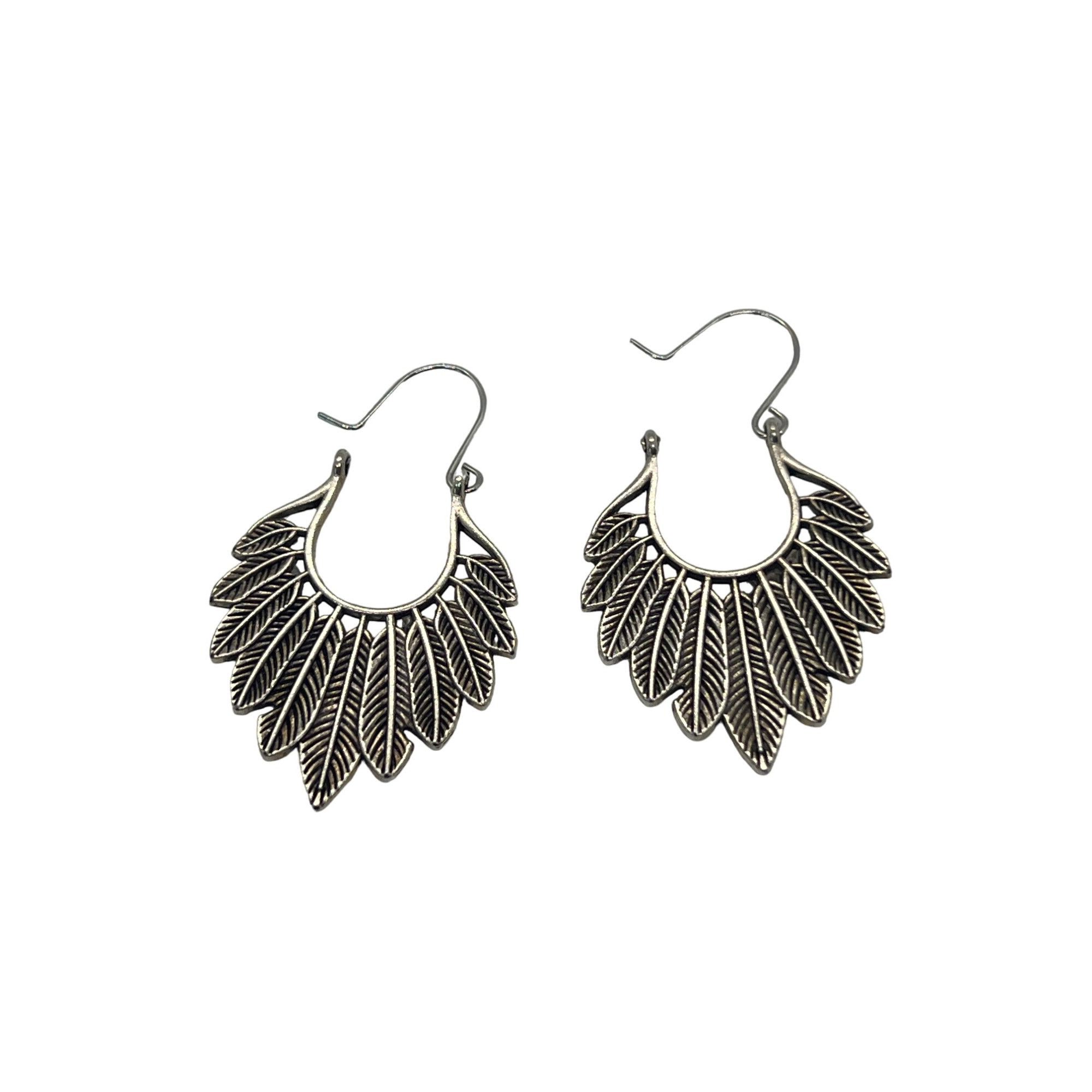Other Silver Tone Feather Hoop Earrings Dangle Wire 2" Long Boho H Size ONE SIZE - 3 Thumbnail