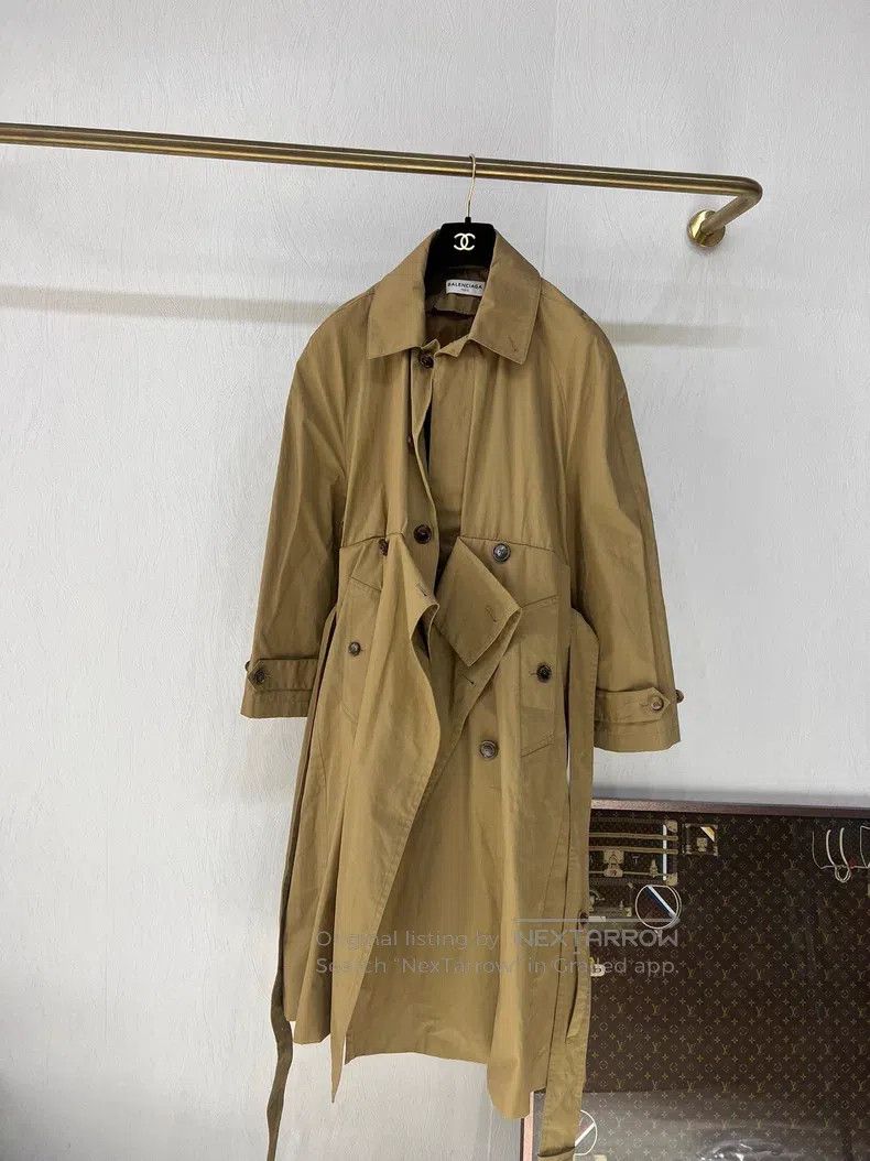 Balenciaga Balenciaga Design Windbreaker Coat Size XXS / US 00 / IT 34 - 3 Thumbnail