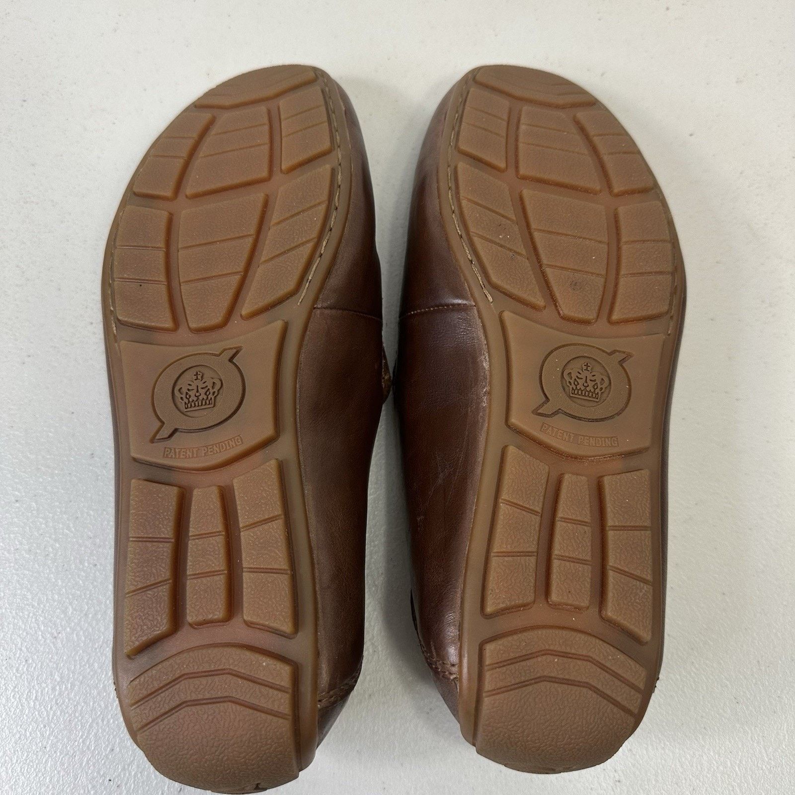 Born Born Allen Mens 8M Slip On Leather Driving Shoes Moccasin Size US 8 / EU 41 - 6 Thumbnail
