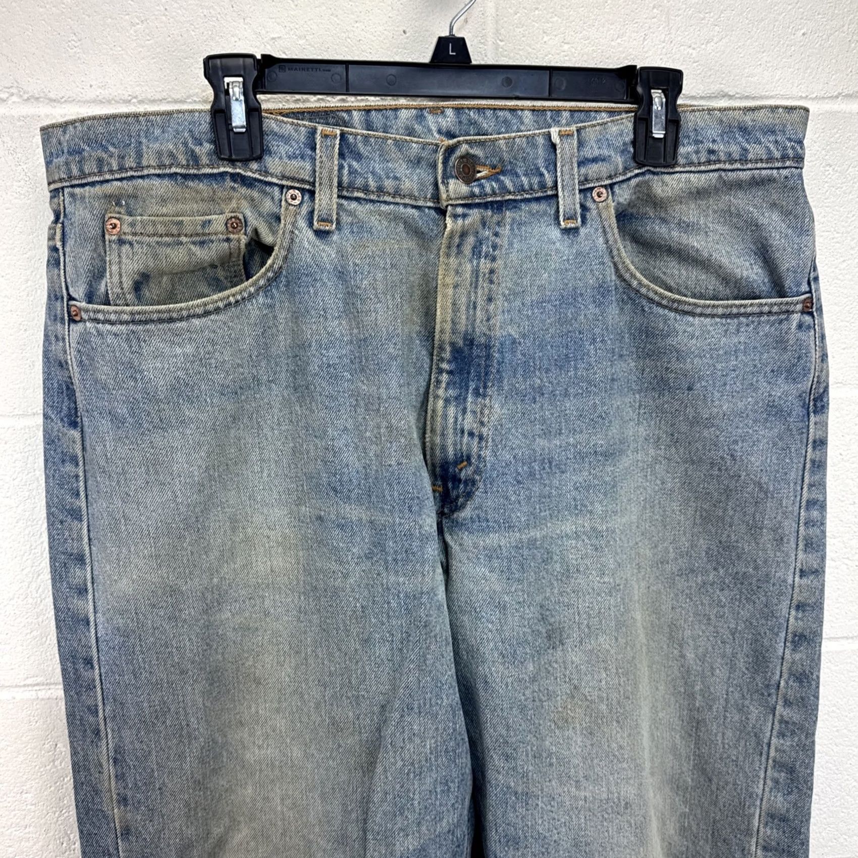 Levi's VINTAGE Levi's 565 Jeans 38x30 Relaxed Straight 5-Pocket Denim Blue Grunge 90s United States-Men Size US 38 / EU 54 - 4 Thumbnail