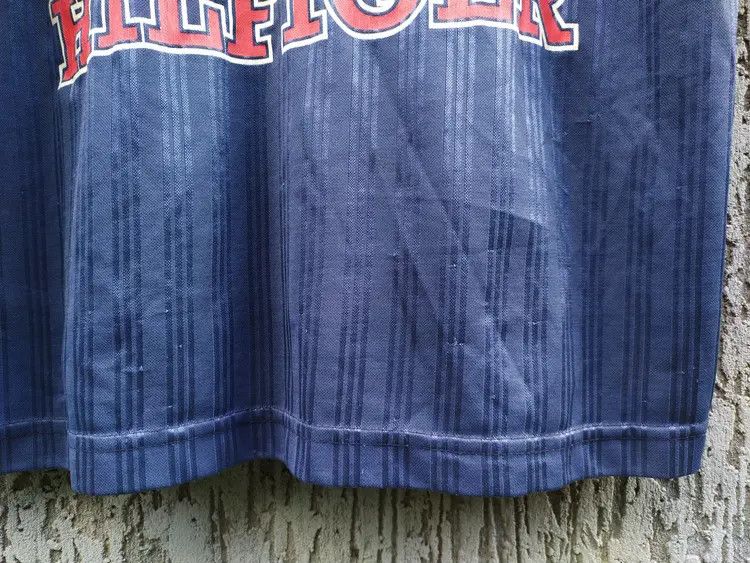 Tommy Hilfiger Vintage Tommy Hilfiger Usa logo T-Shirt Size US XL / EU 56 / 4 - 11 Thumbnail