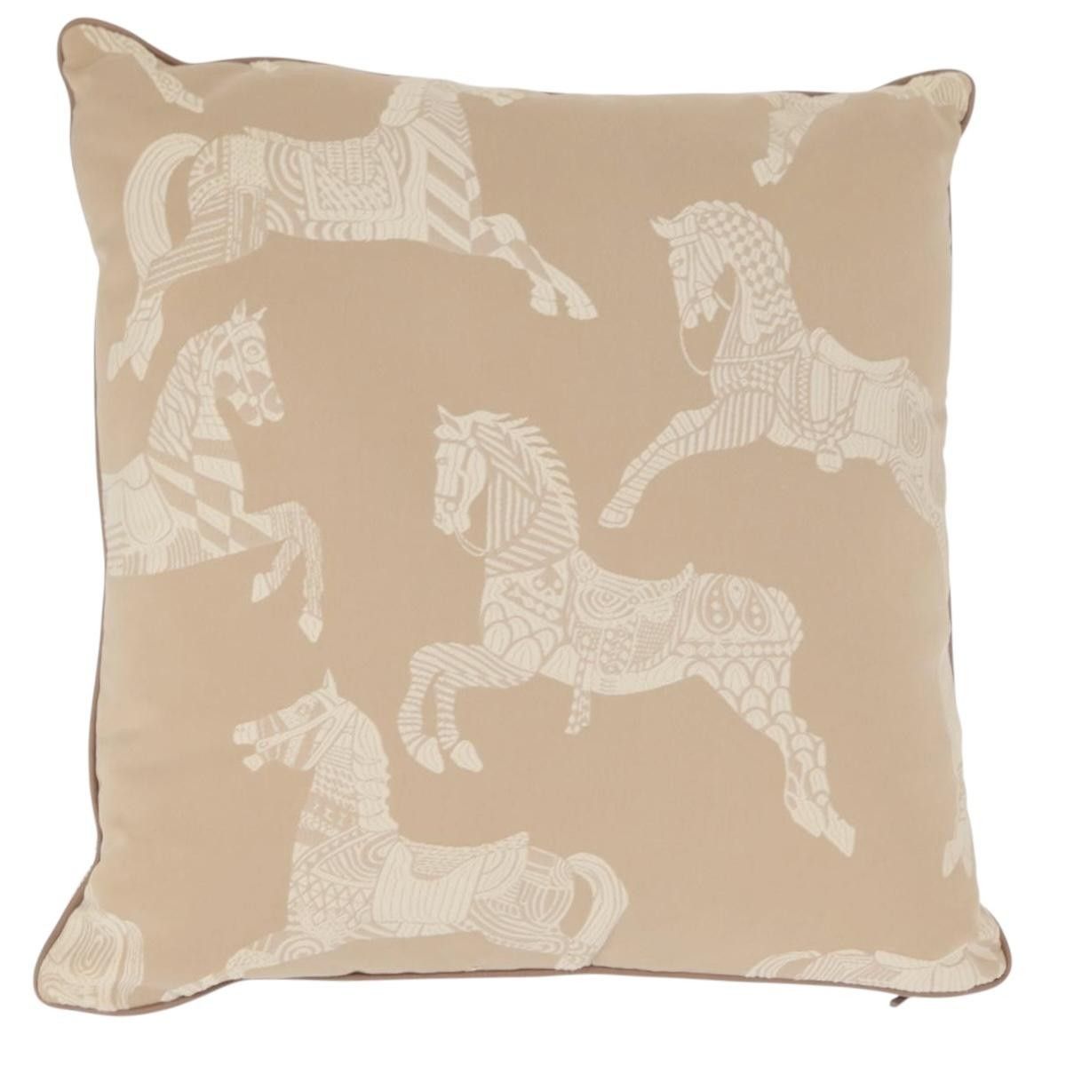Hermes Hermes Cushion Canvas Beige Size ONE SIZE - 1 Thumbnail
