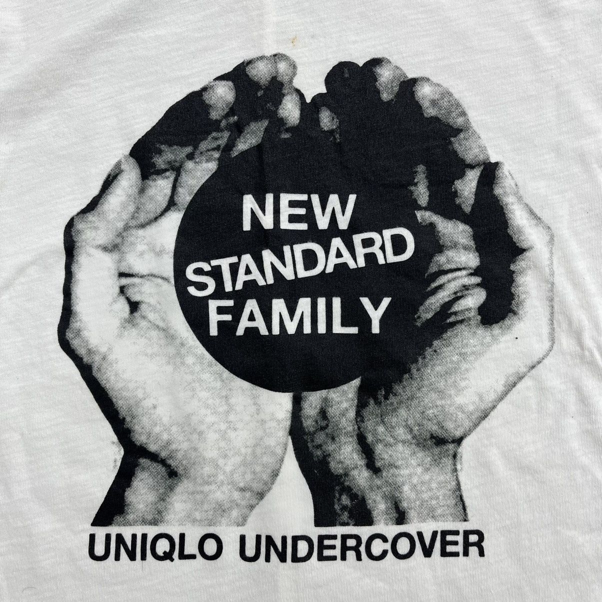 Undercover × Uniqlo Jun Takahashi Undercover x Uniqlo New Standard Family Raglan Size US S / EU 44-46 / 1 - 3 Thumbnail