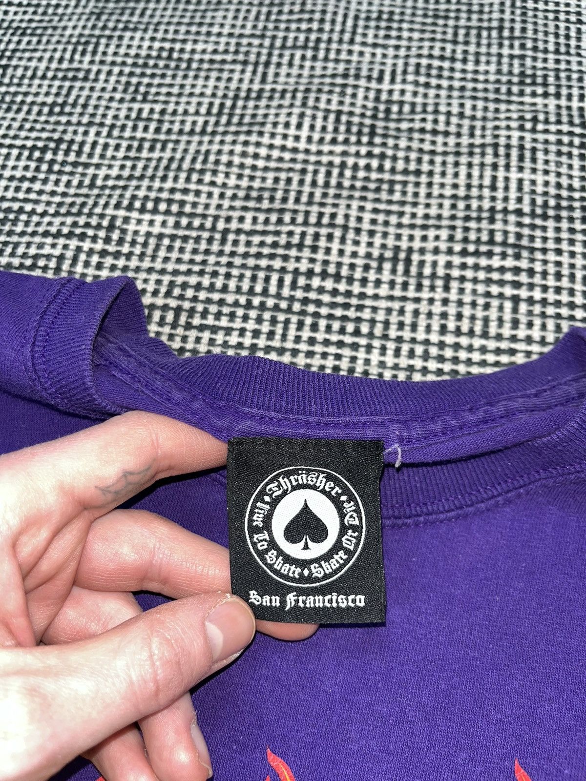Thrasher Thrasher flame logo purple skate t-shirt Size US S / EU 44-46 / 1 - 3 Thumbnail