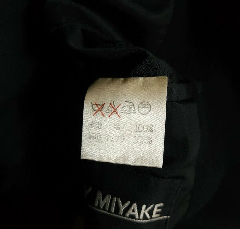 Issey Miyake issey miyake double-breasted wool coat Size US M / EU 48-50 / 2 - 5 Thumbnail