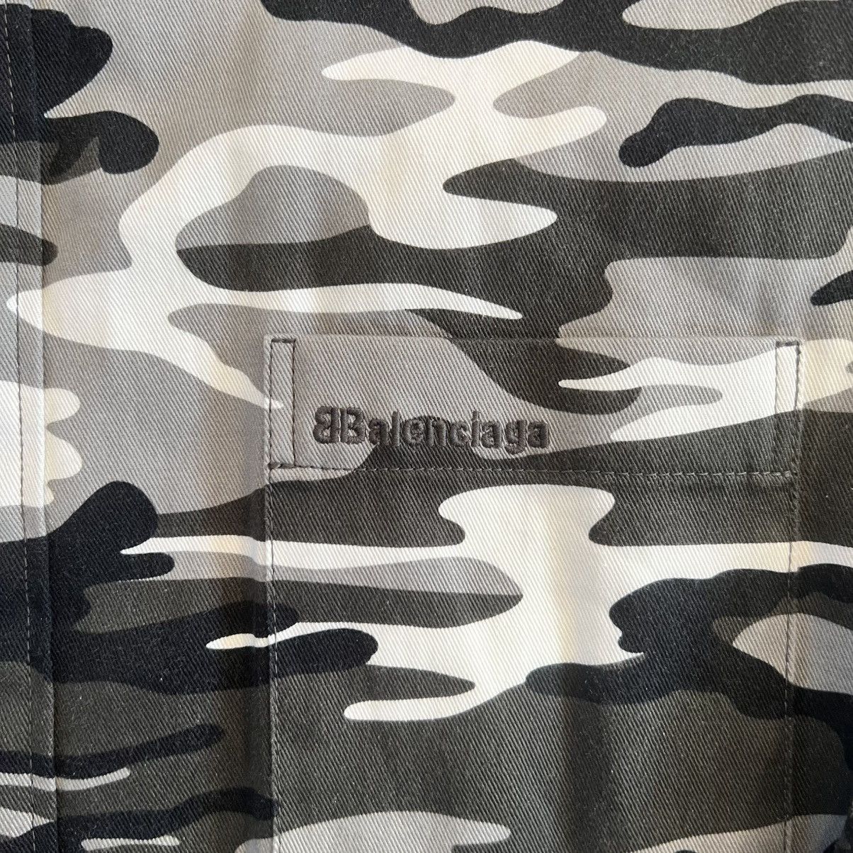 Balenciaga Balenciaga Padded Snow Camo Jacket Size US M / EU 48-50 / 2 - 2 Thumbnail