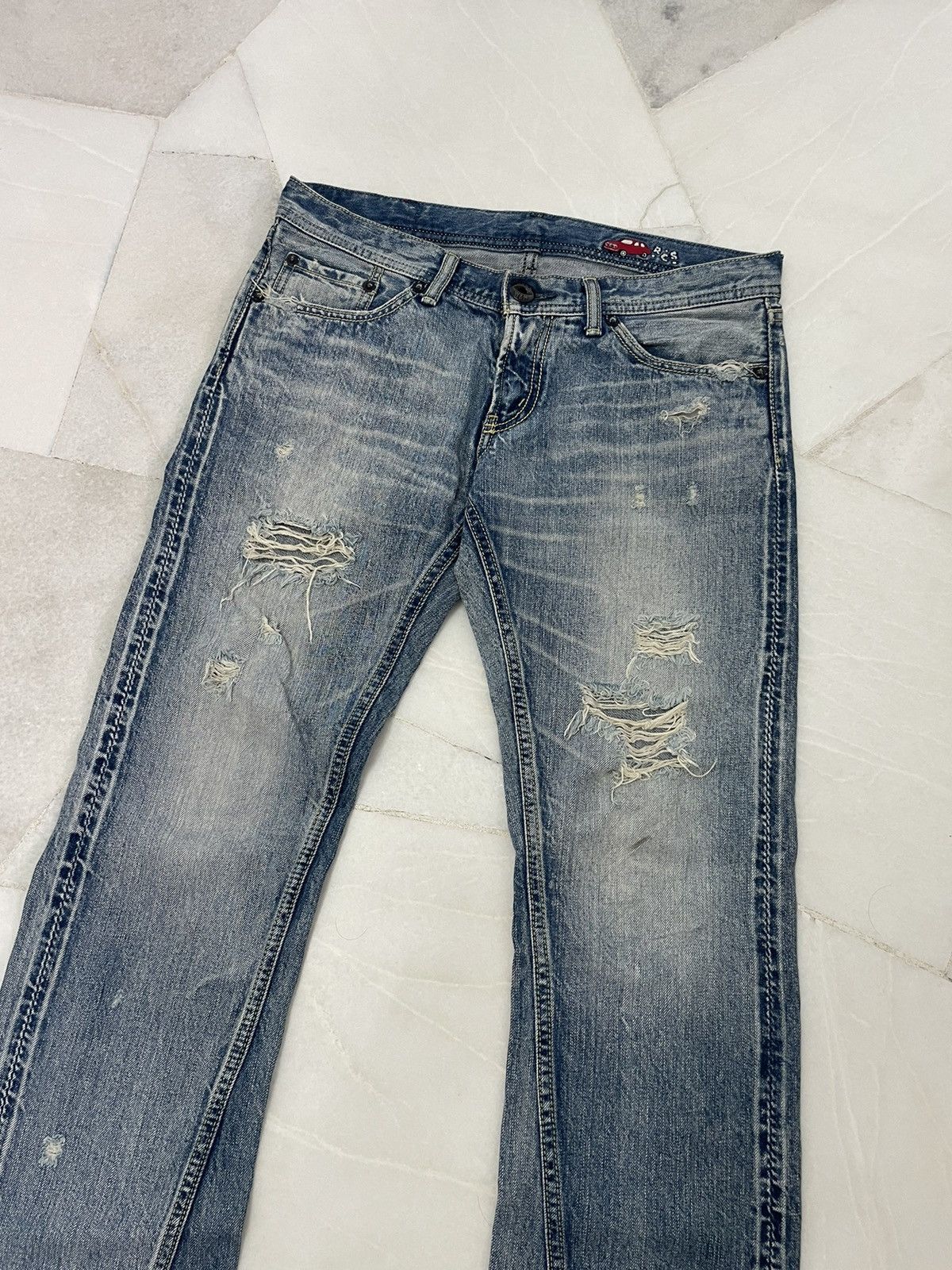 Japanese Brand Vintage Rodeo Crowns Distressed Jeans Size 32" / US 10 / IT 46 - 3 Thumbnail