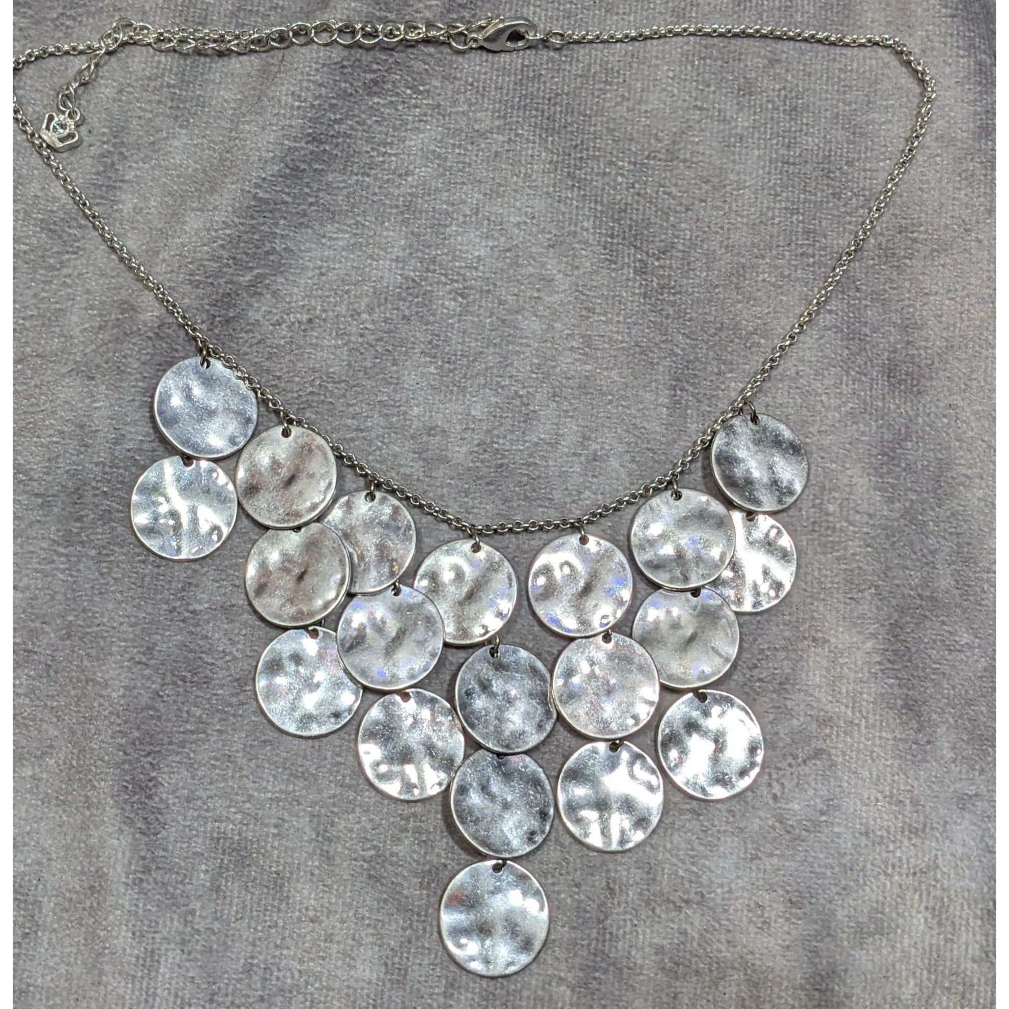 Other Premier Designs Hammered Silver Tone Disc Fringe Necklace Size ONE SIZE - 6 Thumbnail