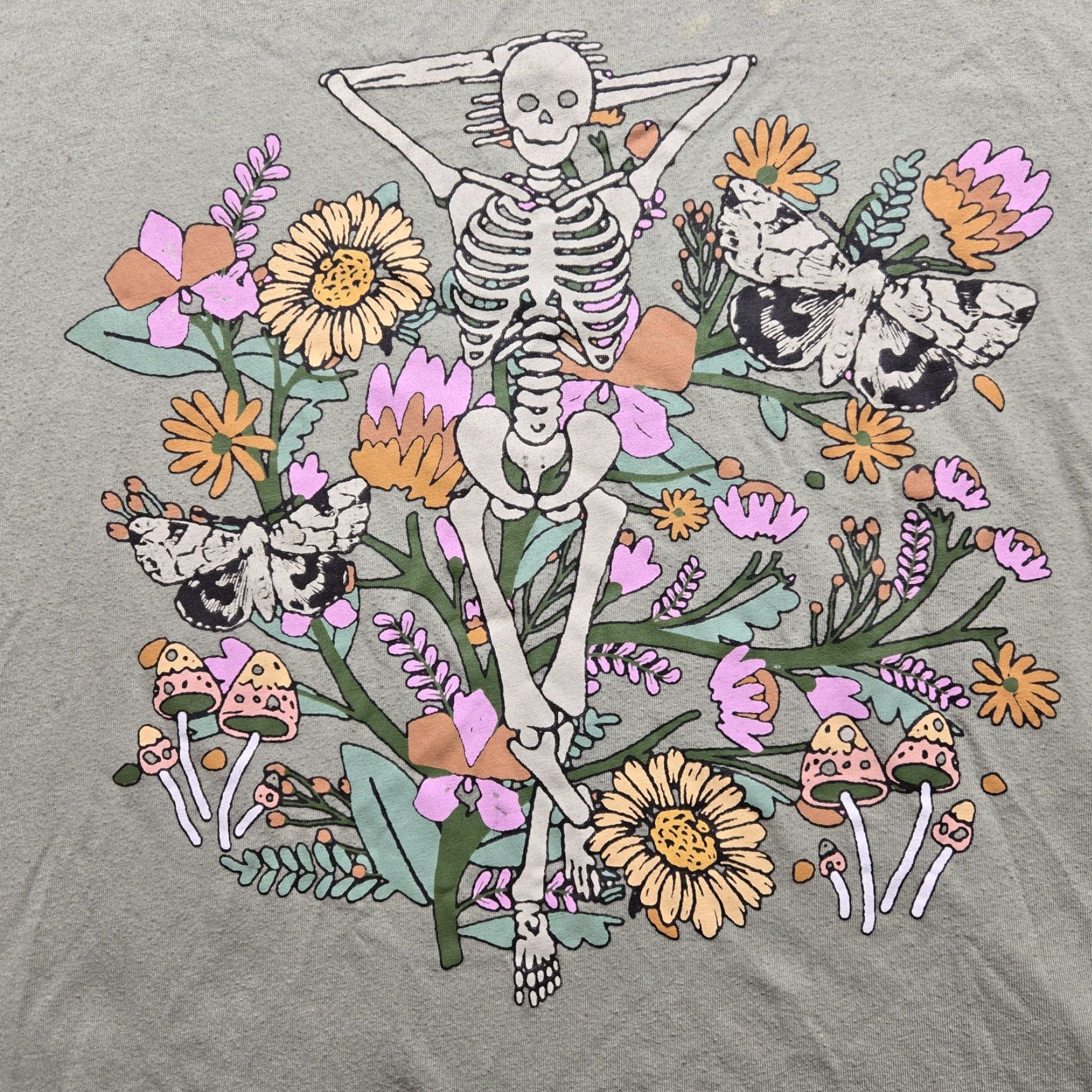 Vintage Floral Skeleton Funny Halloween Green Tee T-Shirt Adult Women's 3XL Green Shirt Halloween Graphic Tee Girls Womens Mens Size XXL / US 16-18 / IT 52-54 - 2 Thumbnail
