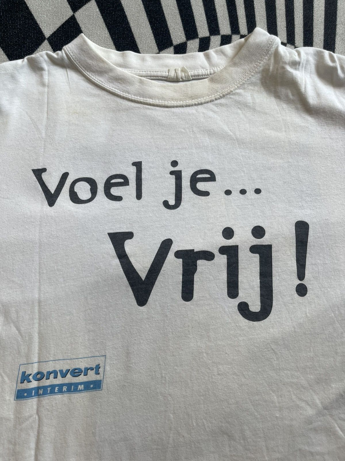 Vintage Vtg90s Konvert Interim "Feel Free" Liberty Tee Belgian Promo Size US XL / EU 56 / 4 - 7 Thumbnail