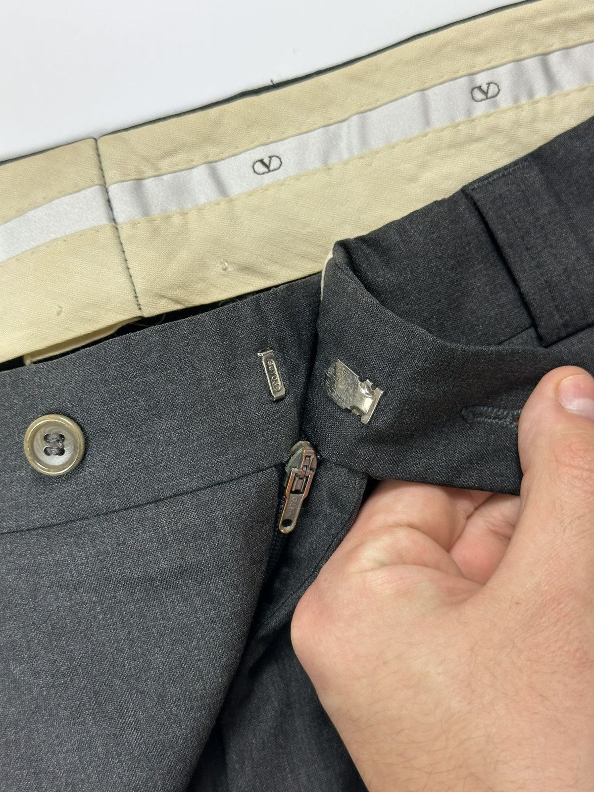 Valentino Vintage UOMO Valentino Wool Pants Classic Black Size US 34 / EU 50 - 8 Thumbnail